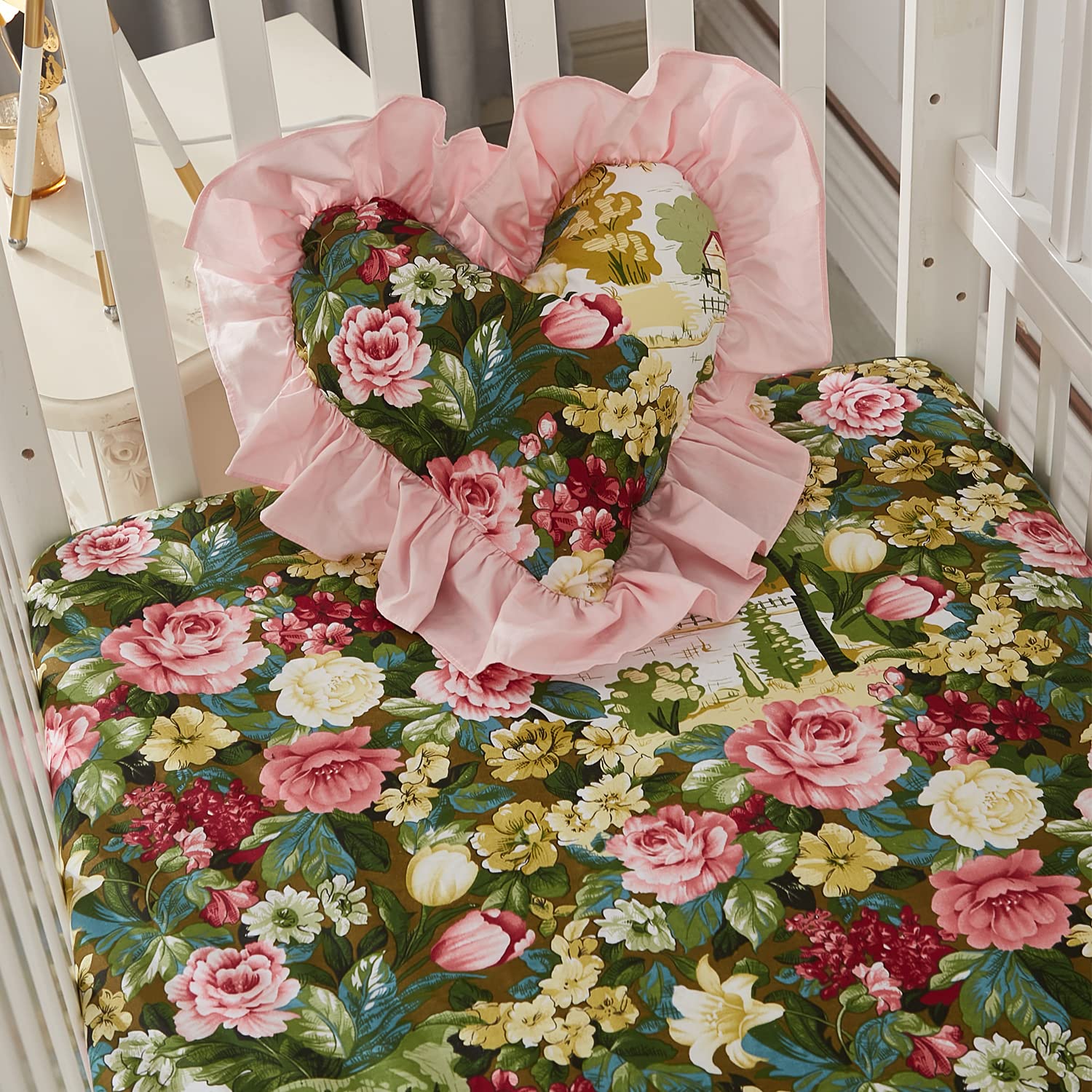 Brandream Floral Crib Bedding Set for Girls - 3 Piece Nursery Baby Bedding with Comforter, Fitted Sheet & Lace Skirt - Farmhouse Garden Theme - Perfect for Newborn Nursery Decor & Baby Shower Gifts
