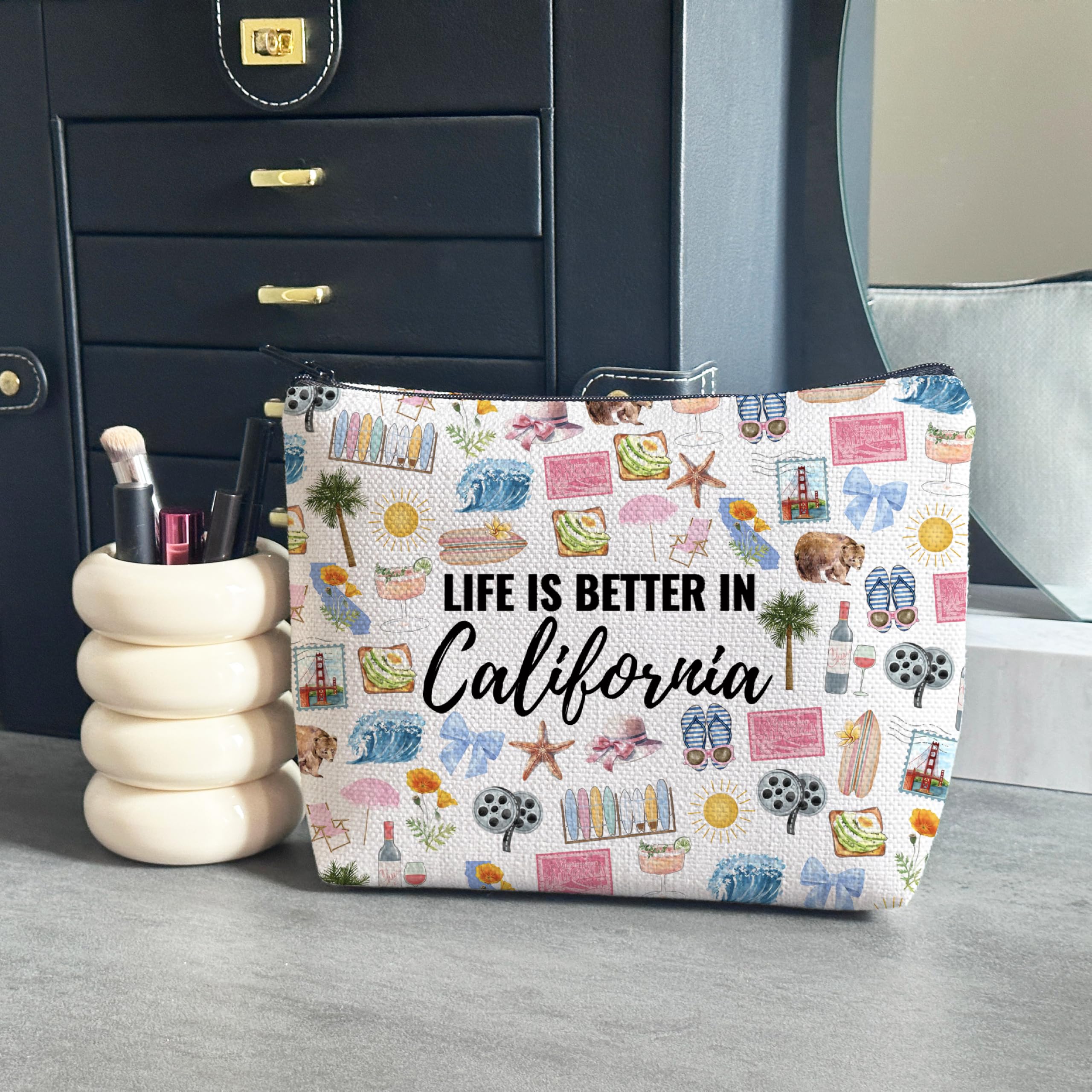 WCGXKO California Vacation Gift for Women - Life Is Better In California Makeup Bag, Perfect Travel Cosmetic Pouch & California Souvenir | Great for Beach Trips, Road Travel & Birthday Gifts