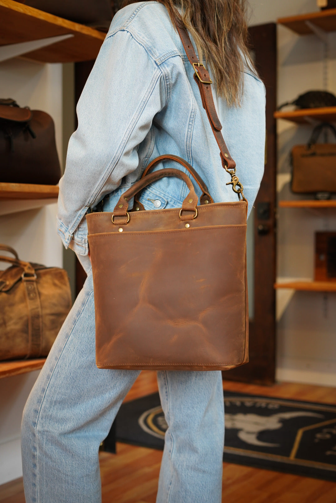 Premium Leather Handbag for Women - Loco Gaucho Brown Crossbody Purse | Fashionable & Durable Everyday Bag for Work, Travel & Shopping