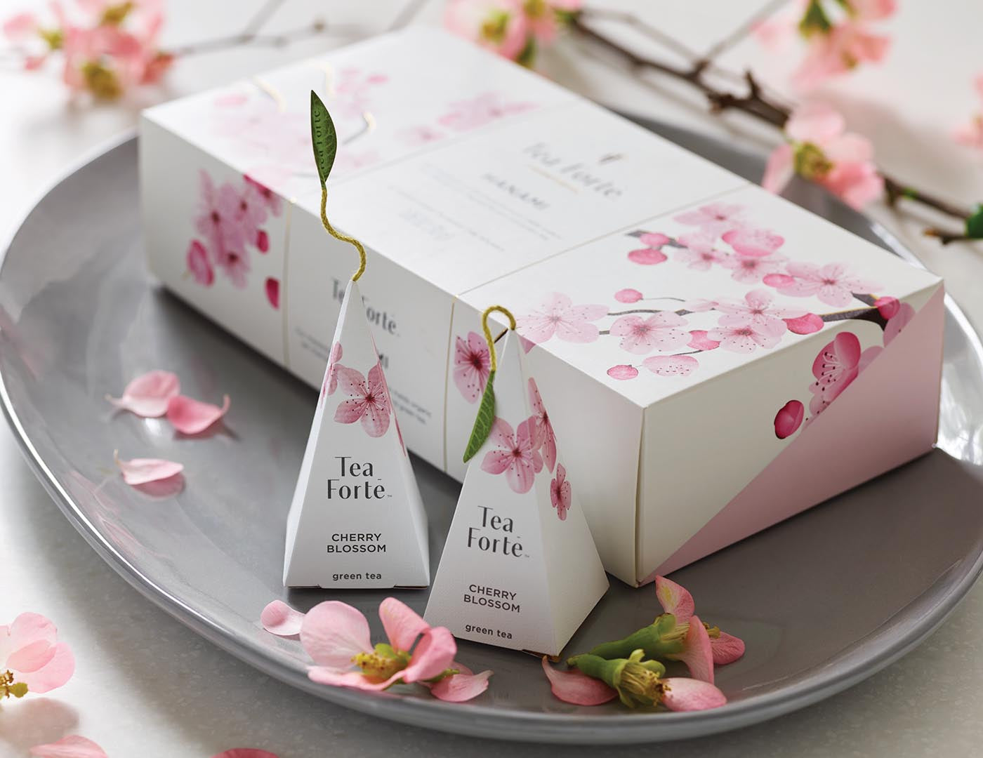 Premium Hanami Tea Set - Japanese Cherry Blossom Tea Gift Box with Ceramic Teapot & Cups - Perfect for Tea Ceremonies, Home Decor & Gifting