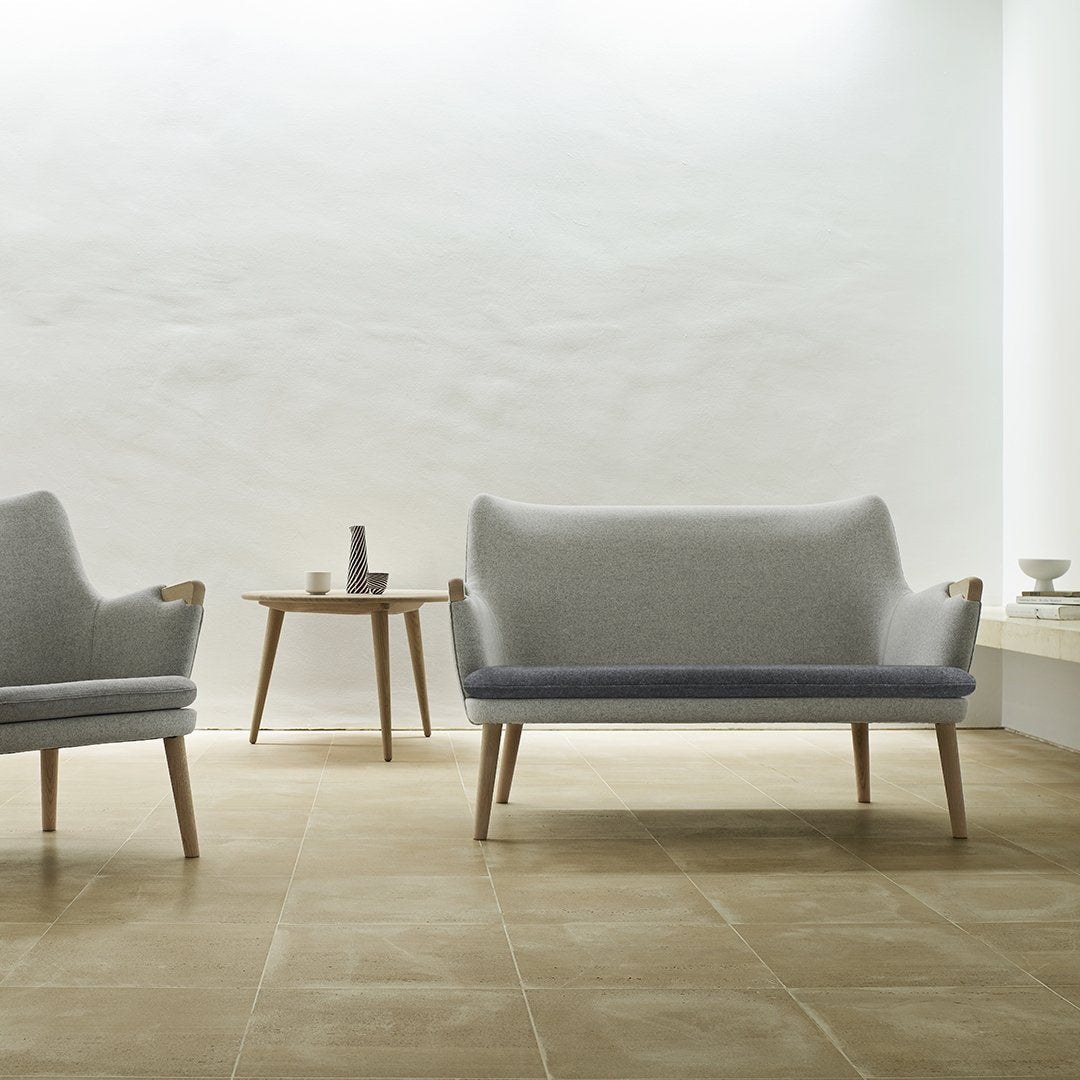 Wegner CH72 Sofa by Carl Hansen & Son - Mid-Century Modern Lounge Chair for Living Room, Office & Lounge Spaces