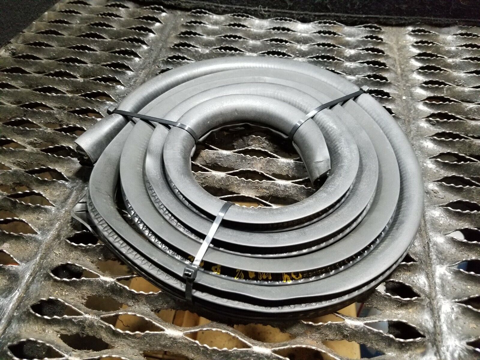 2004-2008 Nissan Maxima Rear Left Driver Side Door Weatherstrip Seal - OEM Replacement Part for Weather Protection & Noise Reduction - Perfect for Rain, Snow, and Highway Driving
