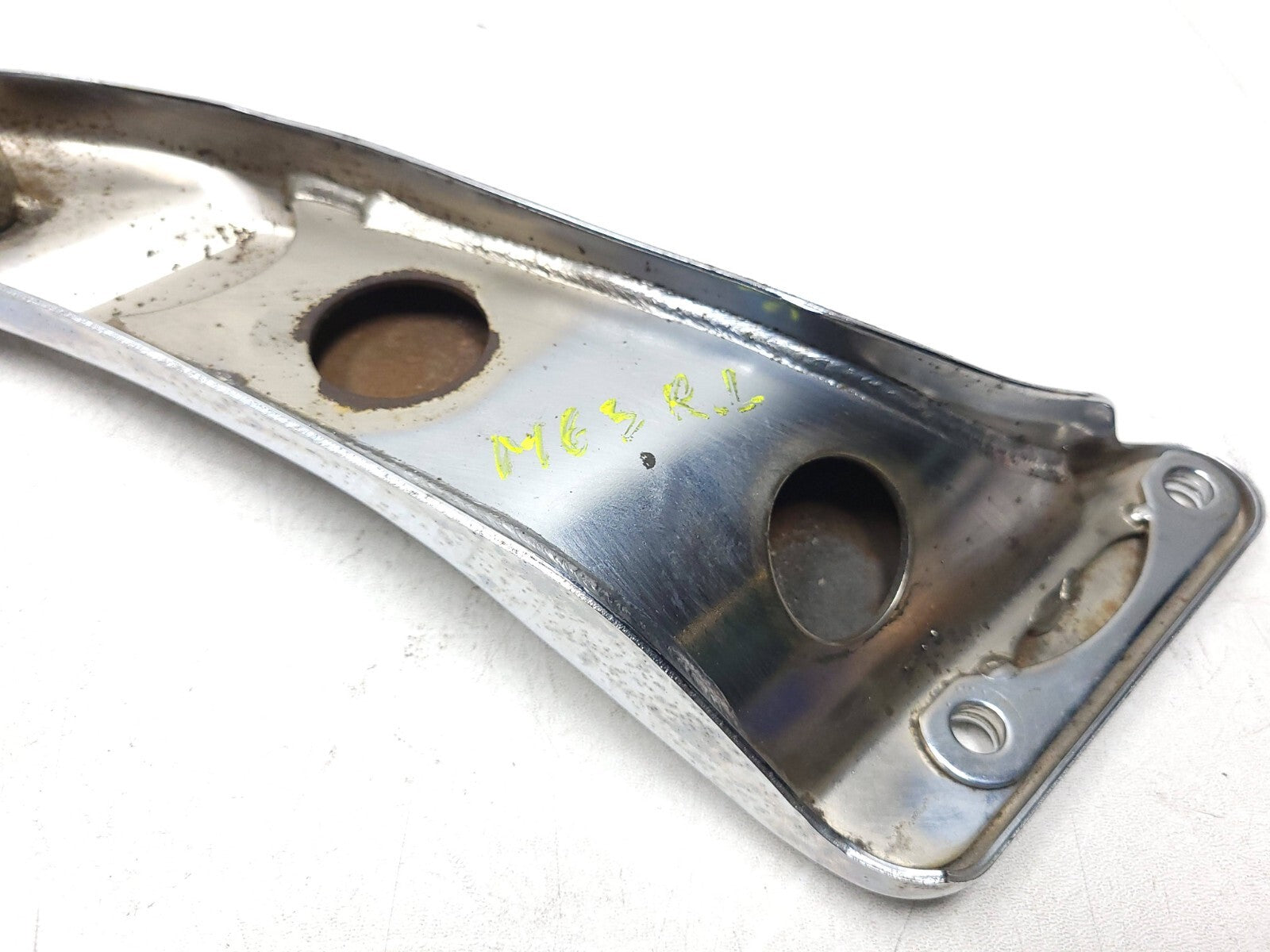 Yamaha V Star 650 XVS650 Classic Rear Fender Fairing Stay Left OEM Replacement Part - Perfect for Motorcycle Repair & Customization Projects