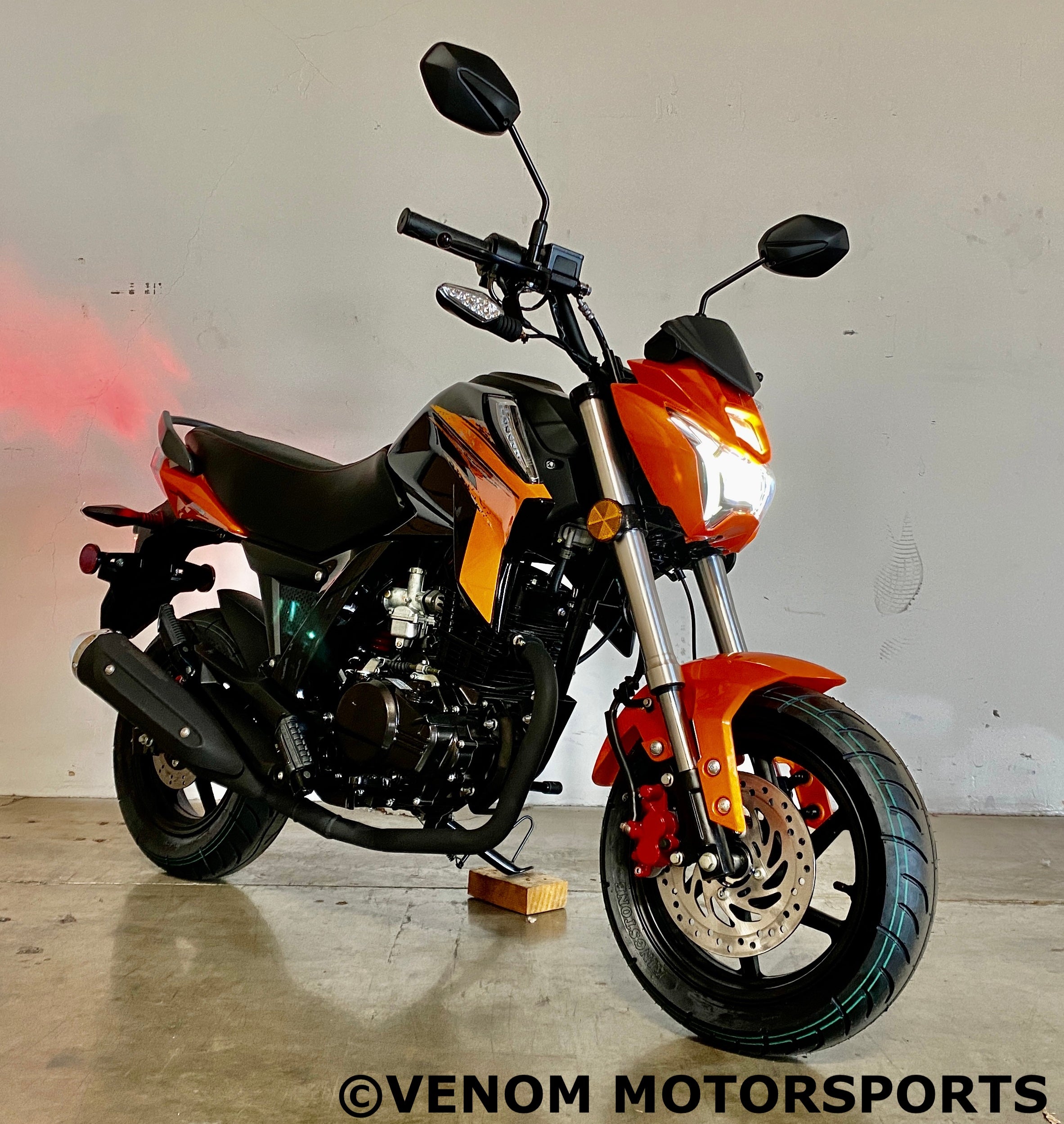 Lifan KP Mini SS3 150cc Motorcycle - 5-Speed Manual Transmission for Commuting & Off-Road Adventure | Dirt Bike & Street Legal Motorcycle