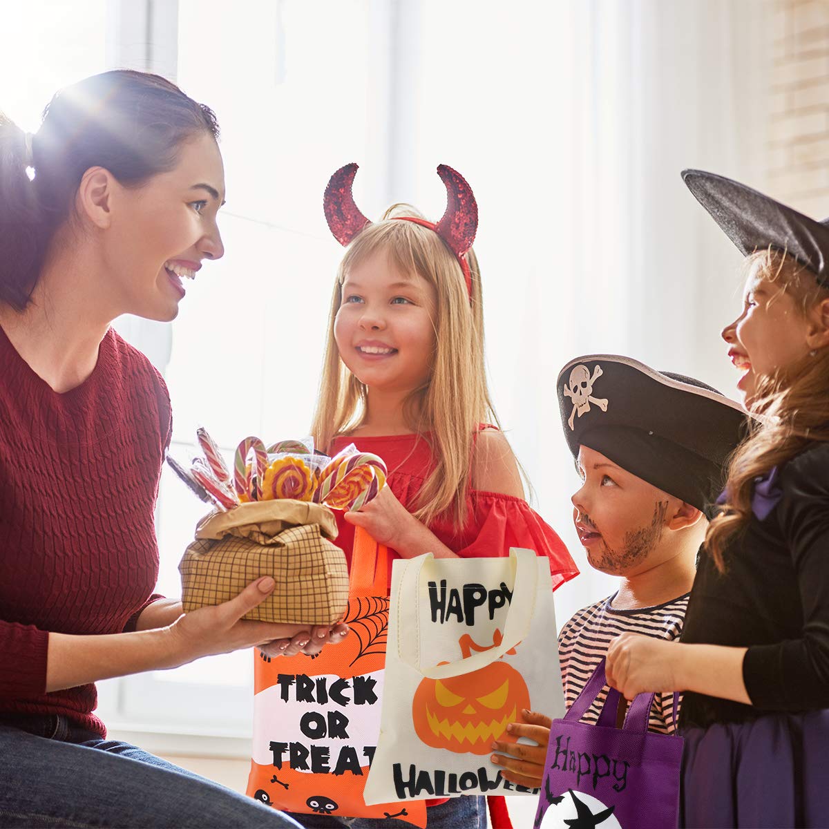 BESTonZON 20-Pack Halloween Tote Bags with Handles - Trick or Treat Bags for Kids, Halloween Party Favor Bags, Candy & Goodie Baskets for Halloween Celebrations, School Events & Neighborhood Trick-or-Treating