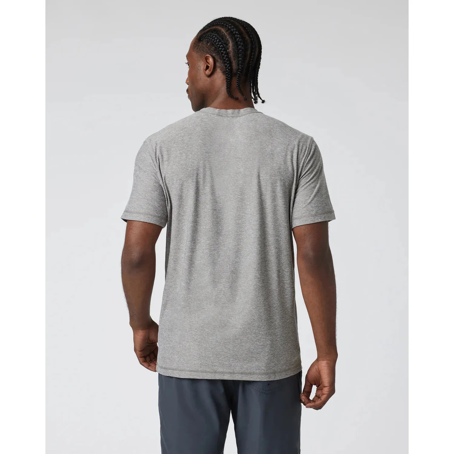 Vuori Men's Strato Tech Tee - Moisture-Wicking Performance T-Shirt for Gym & Running | Breathable Quick-Dry Activewear for Workouts & Outdoor Activities