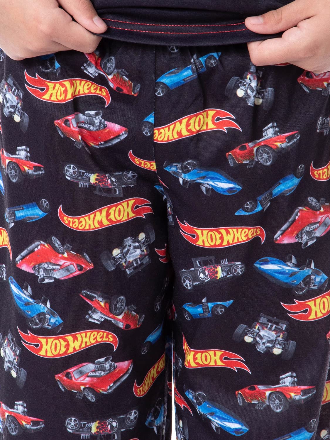 Hot Wheels Boys' Sleep Pajama Set - 100% Cotton Raglan Tee & Pants - Cool Race Car Print - Perfect for Bedtime & Playtime (Challenge Accepted Design)