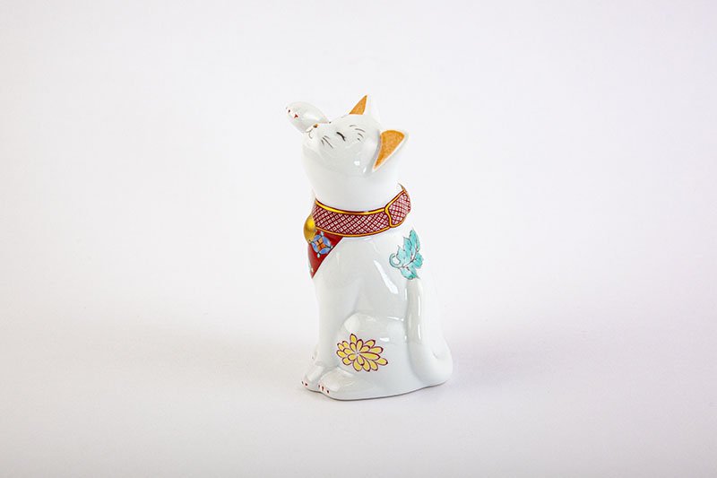 Japanese Lucky Cat Figurine - Arita Yaki Ceramic Maneki Neko Statue with Chrysanthemum Design | Home Decor, Office Good Luck Charm, Gift for Cat Lovers