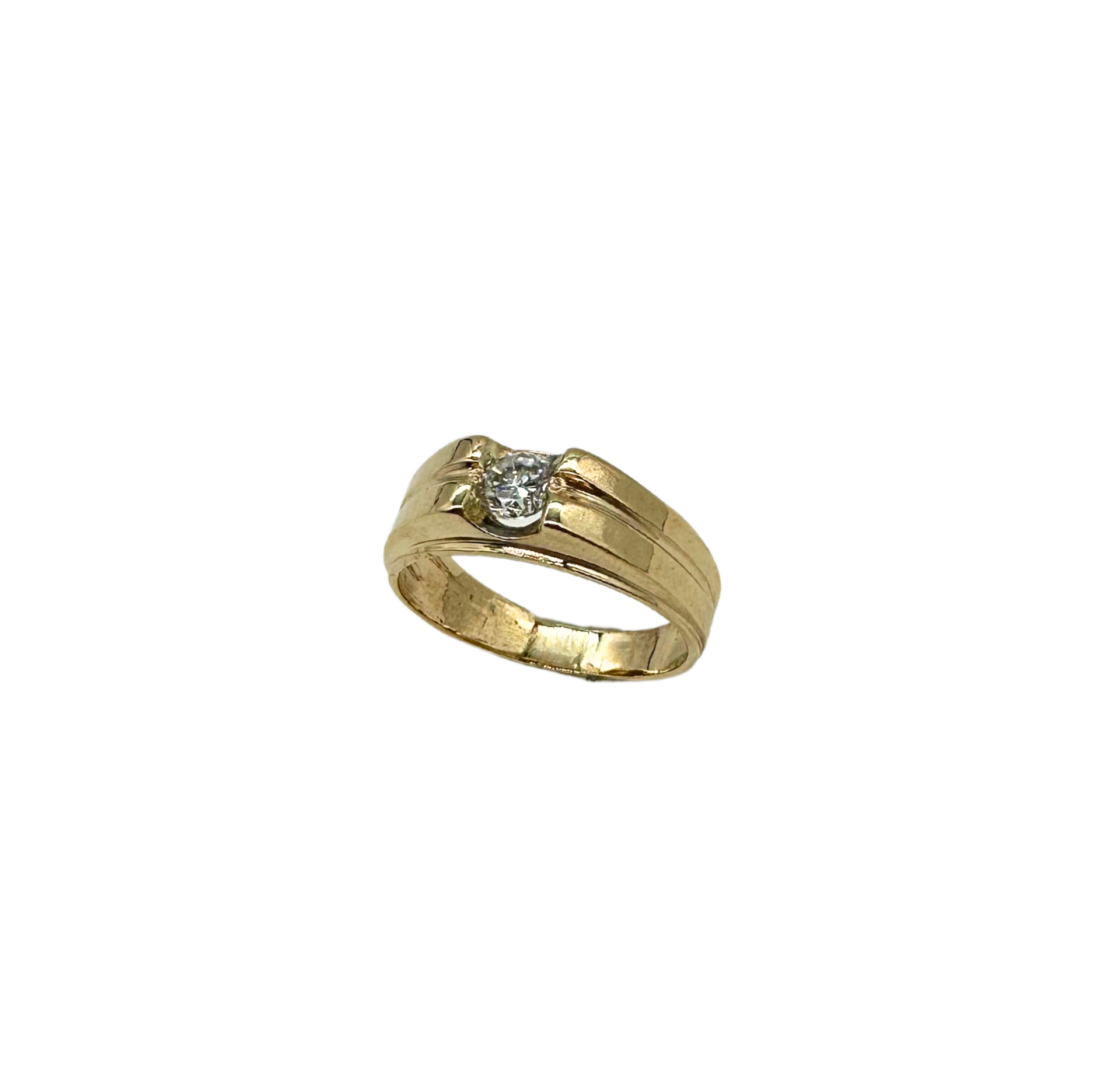 14K Yellow Gold Etched Men's Wedding Band with Cathedral Setting & Diamond Accent - Elegant Ring for Engagement, Anniversary & Special Occasions