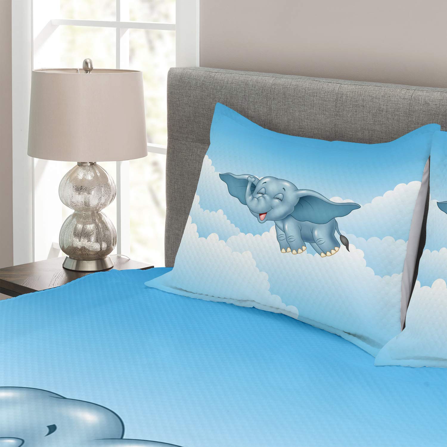 Ambesonne Animal Print Bedspread Set - Flying Clouds Comic Humor Design, 3-Piece Decorative Bedding with 2 Pillow Shams, King Size Pale Blue - Perfect for Kids' Rooms, Guest Bedrooms & Whimsical Home Decor