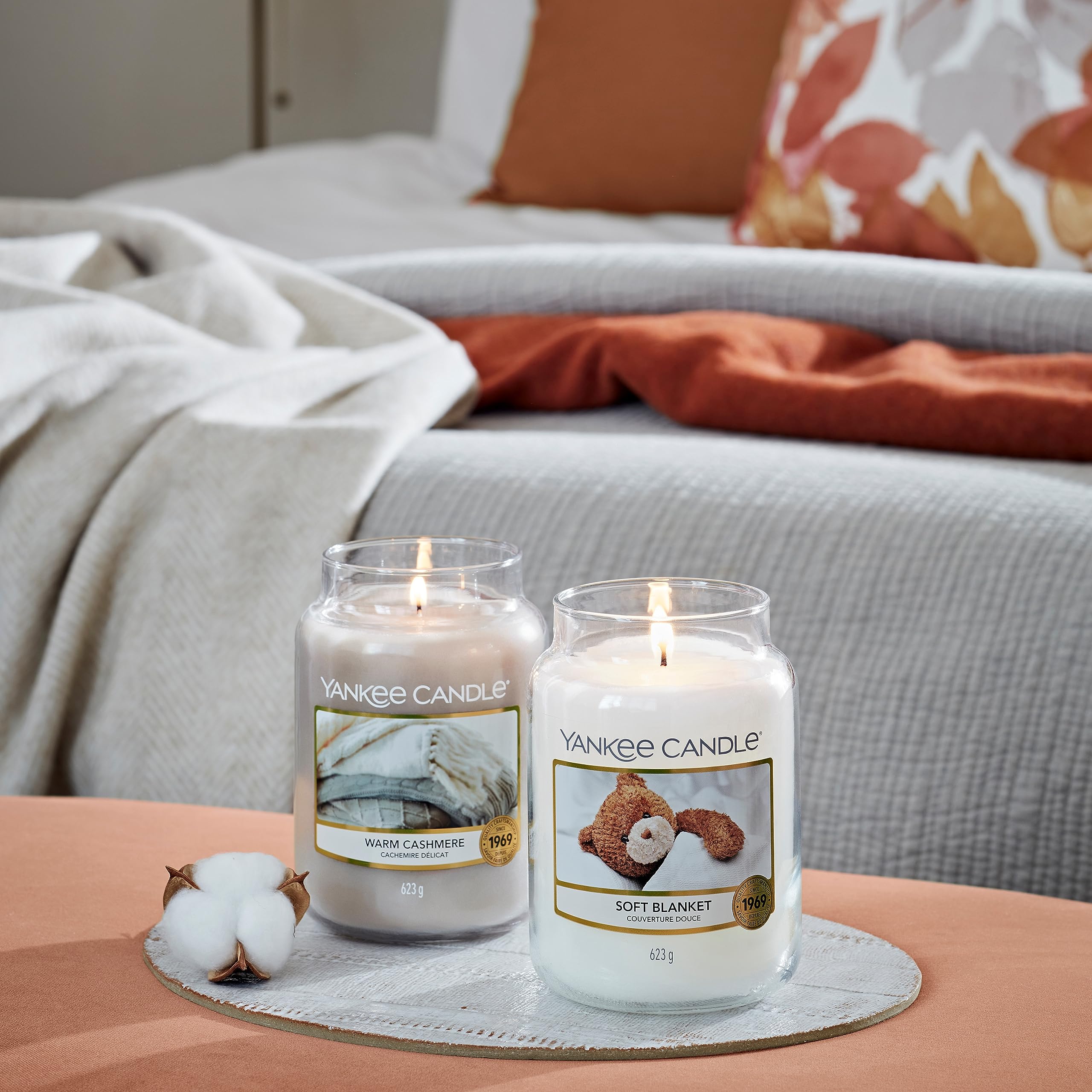 Yankee Candle Warm Cashmere Scented Candle - Large Jar Candle with 150-Hour Burn Time | Long-Lasting Fragrance for Home, Office & Gifts | Perfect for Relaxation, Aromatherapy & Holiday Decor