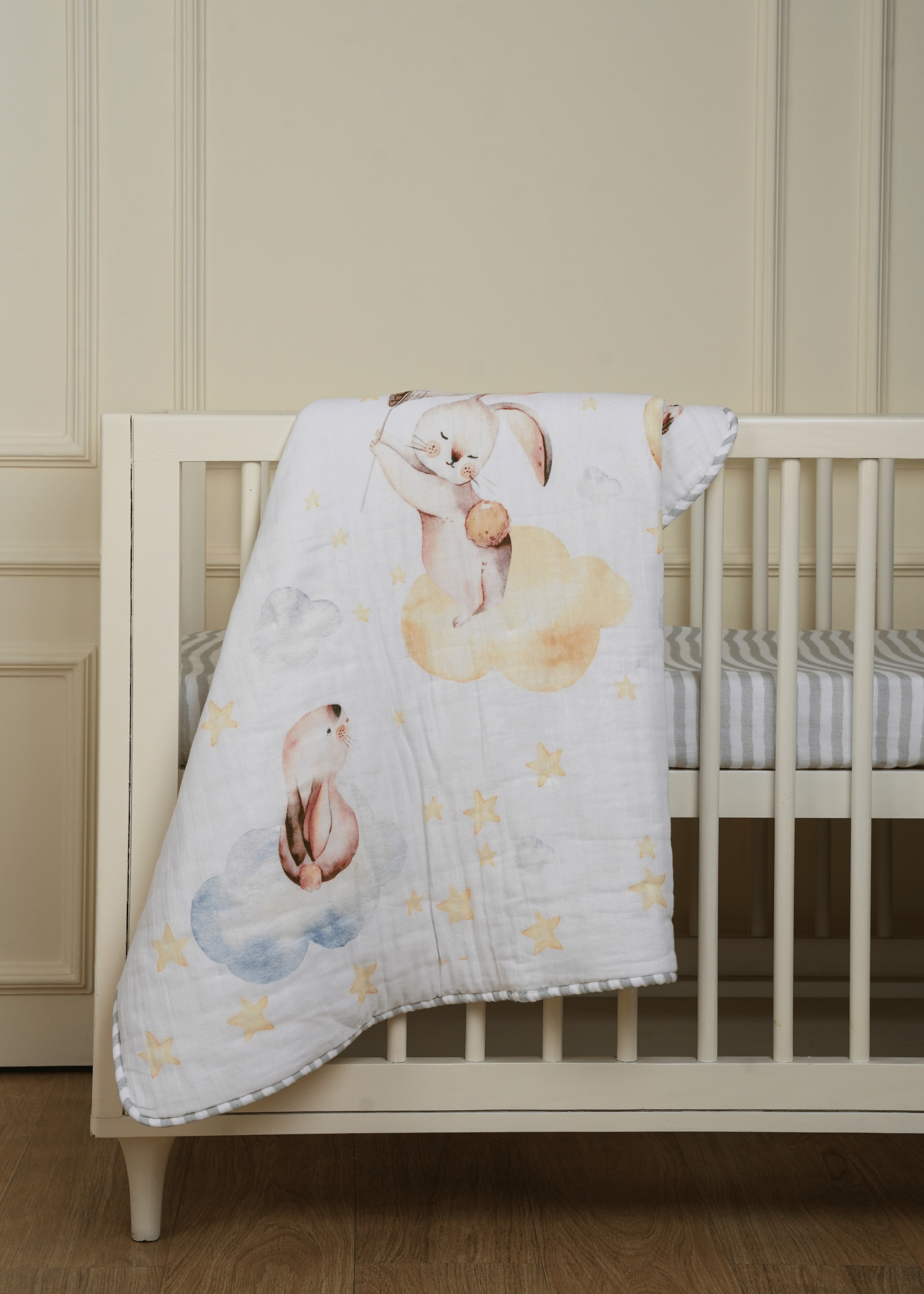 Up in the Clouds Complete Cot Bedding Set with Soft Bumper - Premium Nursery Crib Bedding for Baby Boys & Girls - Perfect for Newborns, Infants & Toddlers