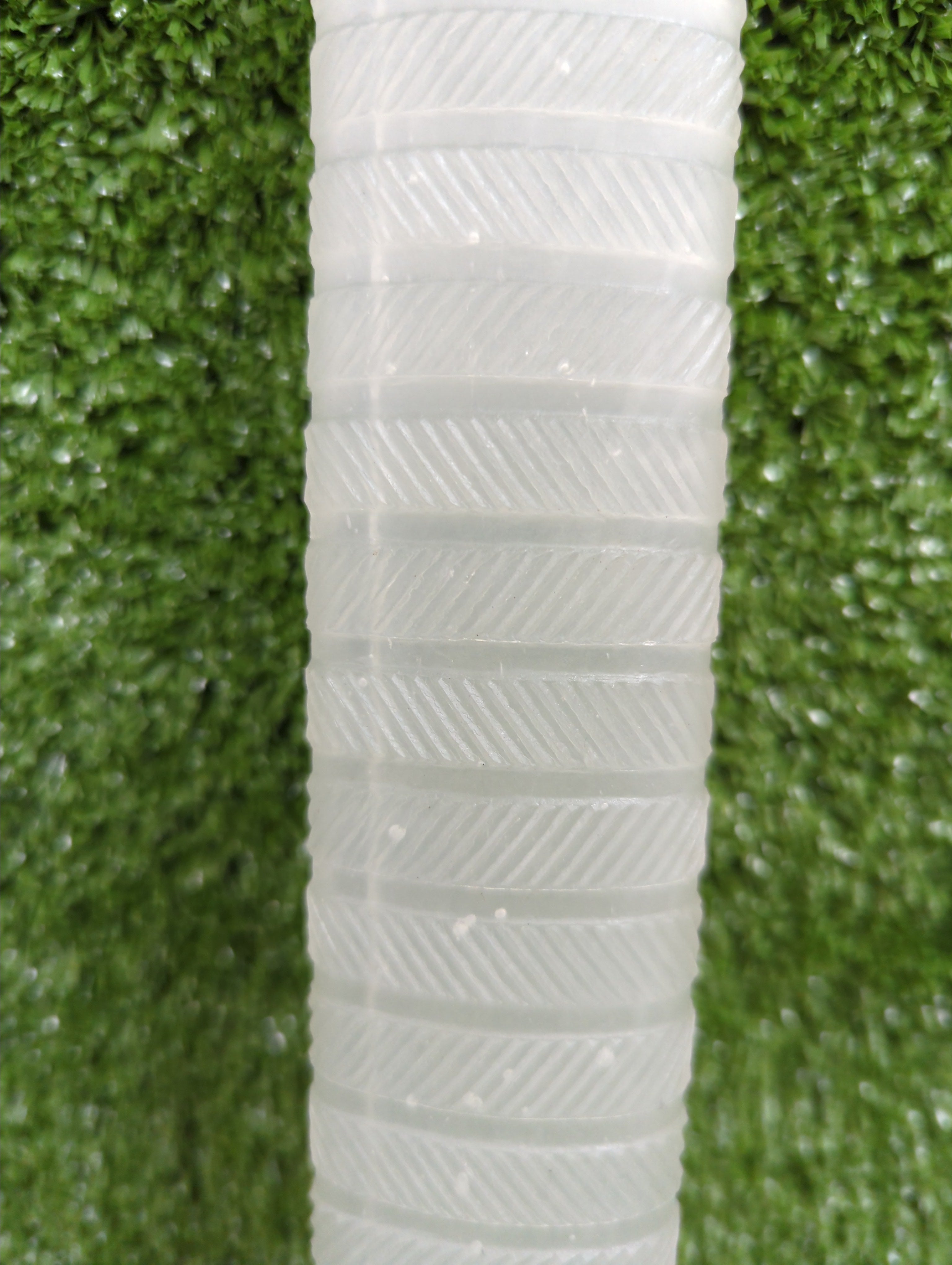 Raydn MAXX Silicone Cricket Grip - Non-Slip Bat Handle Cover for Cricket Players - Perfect for Training & Matches