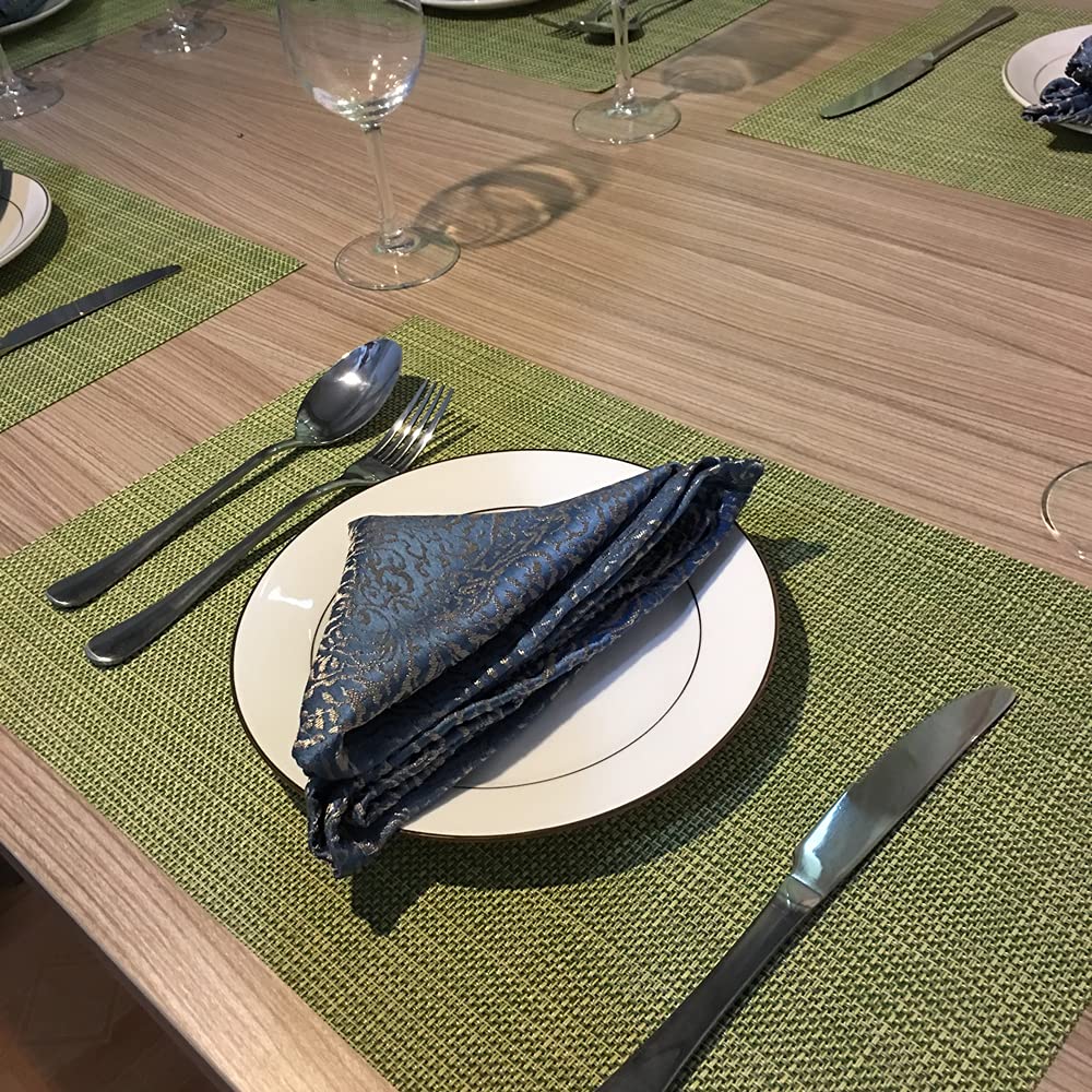 WAZAIGUR Crisscross Woven Vinyl Placemats Set of 4 - Non-Slip, Heat Resistant & Easy to Clean Table Mats for Kitchen, Dining Room - Green and Yellow - Perfect for Everyday Meals, Dinner Parties & Holiday Gatherings