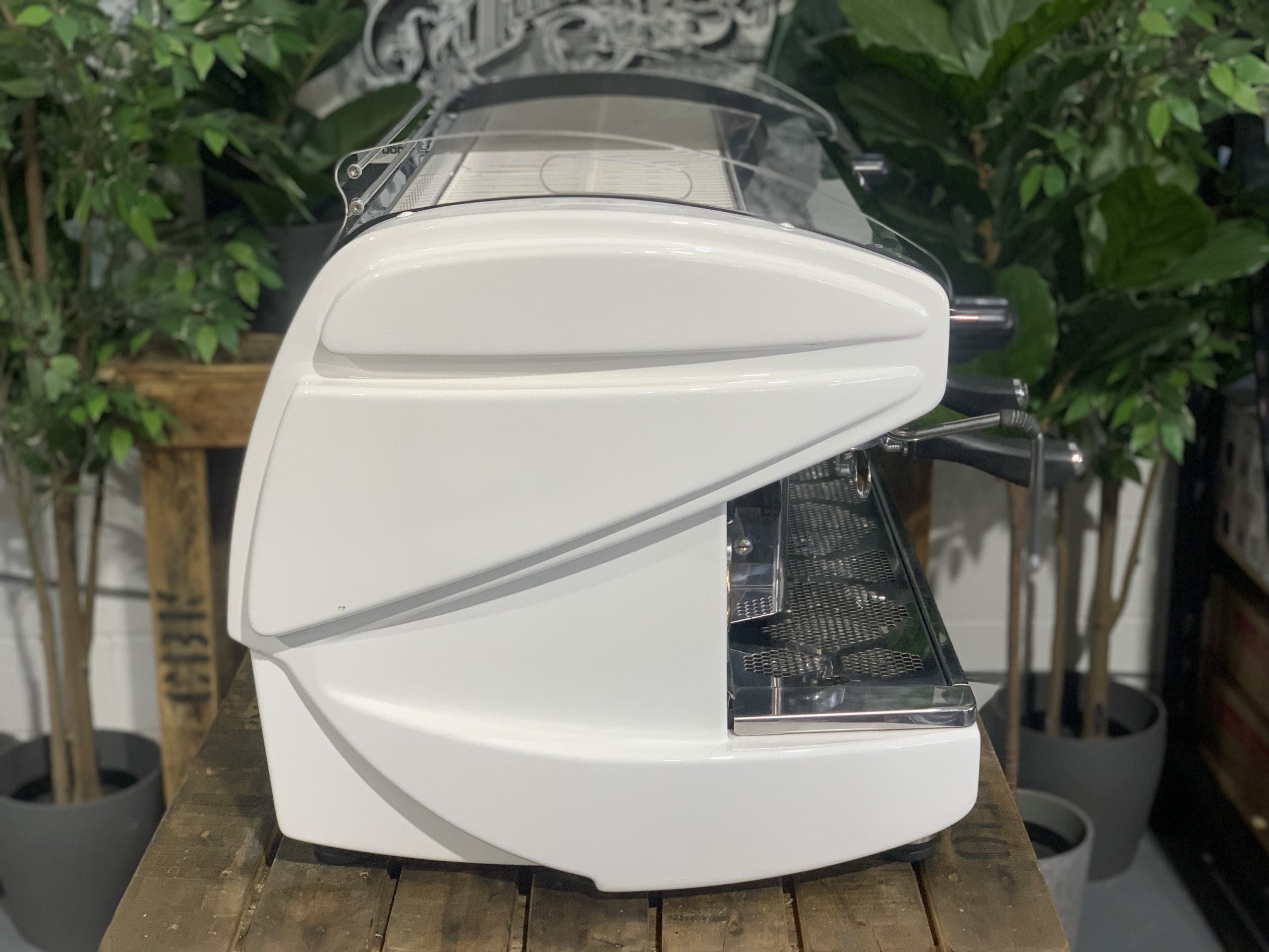 BFC Lira 3 Group White Commercial Espresso Machine - Perfect for Cafes, Restaurants & Coffee Shops