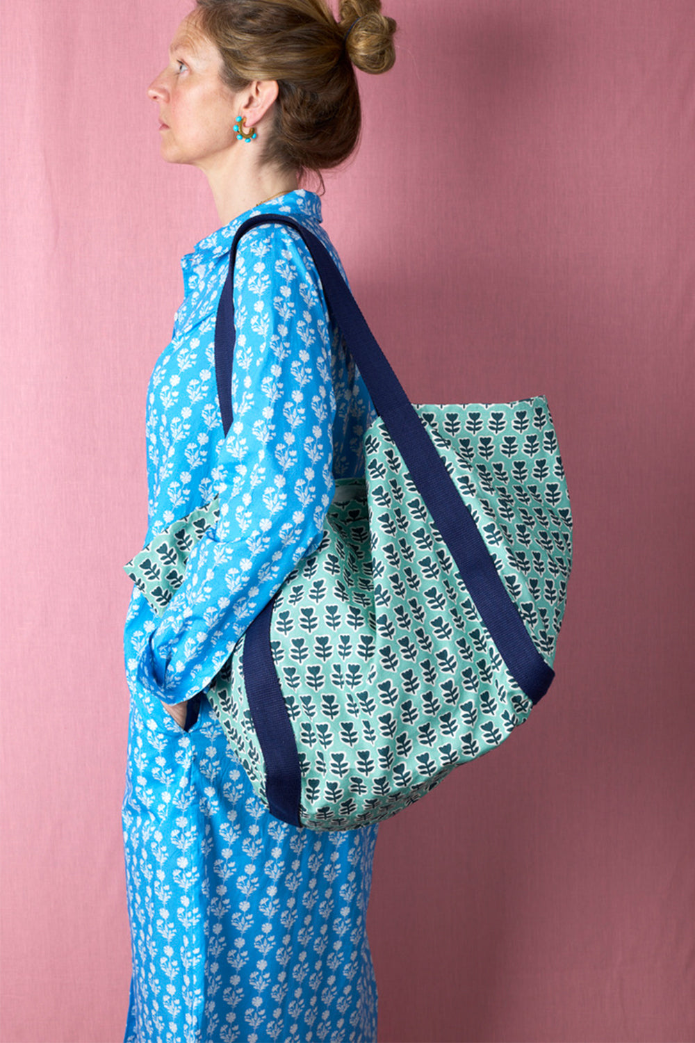Stylish Printed Cotton Canvas Beach Tote Bag - Blue Floral Design for Women, Perfect for Pool, Vacation & Summer Travel Accessories