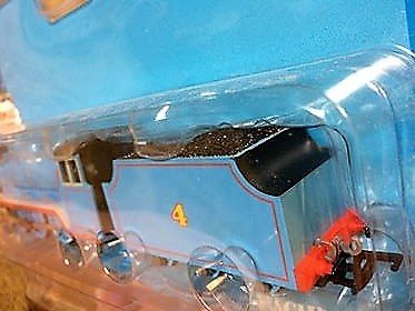 Bachmann Trains - THOMAS & FRIENDS GORDON THE EXPRESS ENGINE with Moving Eyes - HO Scale Model Train for Kids & Collectors - Perfect for Train Layouts, Birthday Gifts & Educational Play