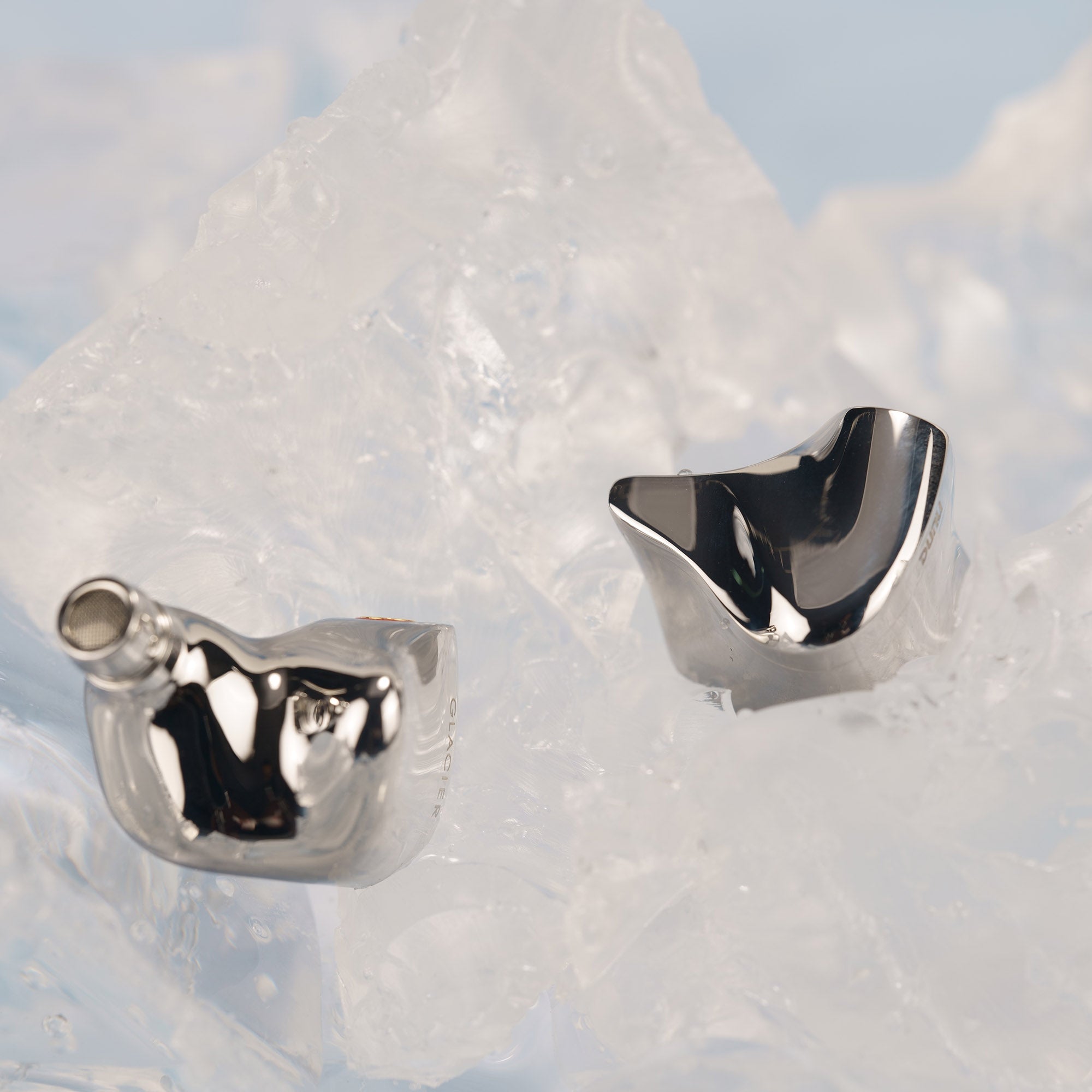 DUNU Glacier High-Fidelity In-Ear Monitors with Detachable Cable - Professional Sound for Audiophiles, Musicians & Studio Use - Perfect for Travel, Commuting & Gaming