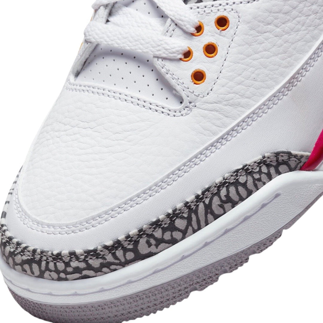 Air Jordan 3 Retro Sneakers - White/Light Curry/Cardinal Red Colorway - Perfect for Basketball, Streetwear & Sneaker Collectors