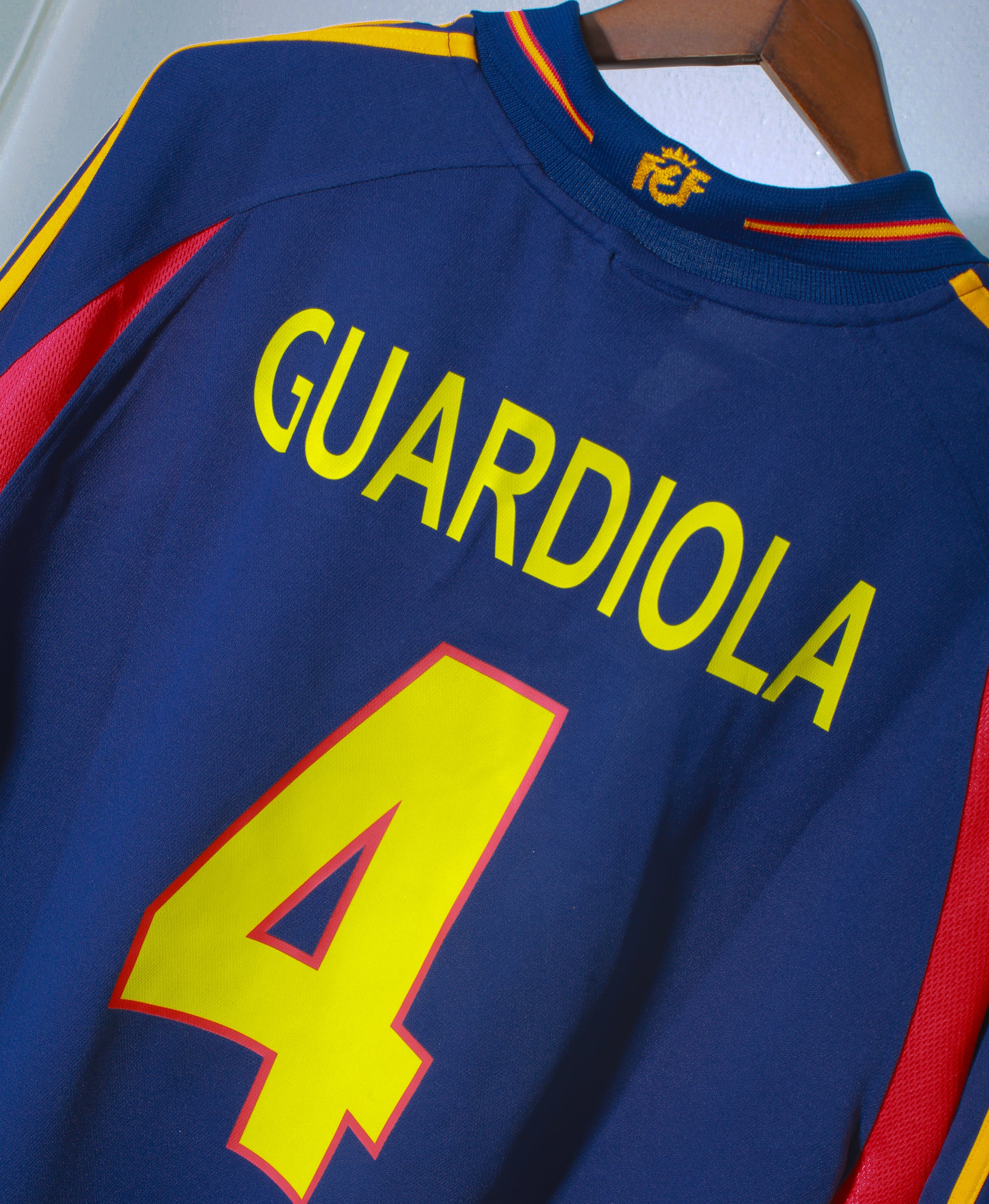 Authentic 2000 Spain Away Soccer Jersey #4 Guardiola (Large) - Perfect for Match Days, Fan Events & Collectibles