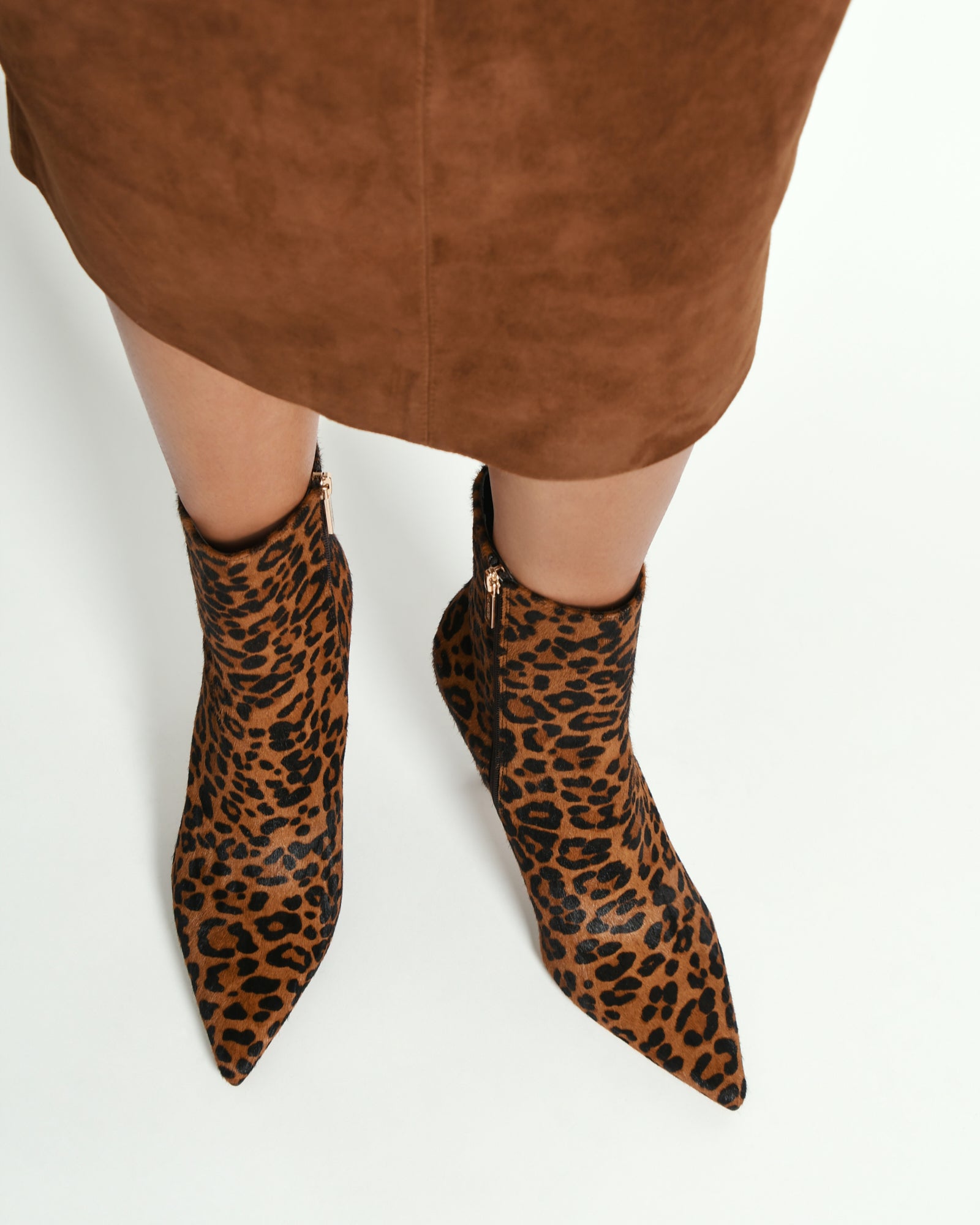 LOTTIE Women's High Ankle Boots - Leopard Print Leather Shoes for Fall/Winter Fashion, Comfortable & Stylish for Casual Outings, Parties and Office Wear