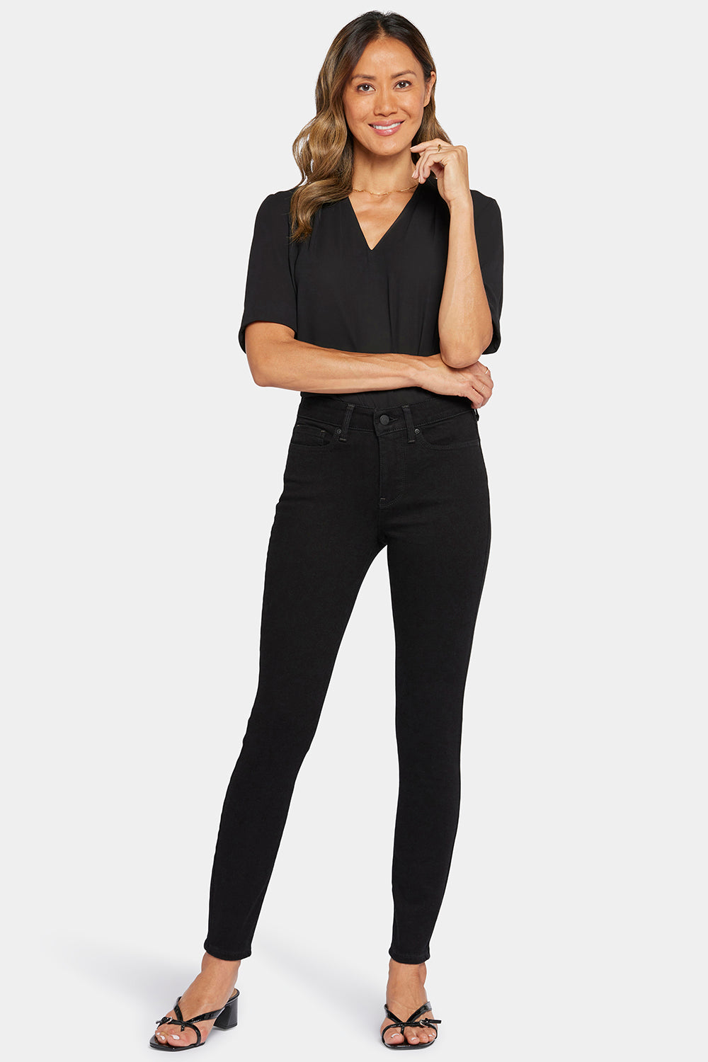 Best Ami Skinny Jeans for Tall Women - Black Stretch Denim Pants | Perfect for Casual Wear & Night Out