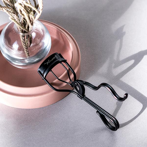 Best Eyelash Curler for Long-Lasting Curls - Professional Lash Curling Tool for Voluminous Lashes - Perfect for Daily Makeup & Special Occasions