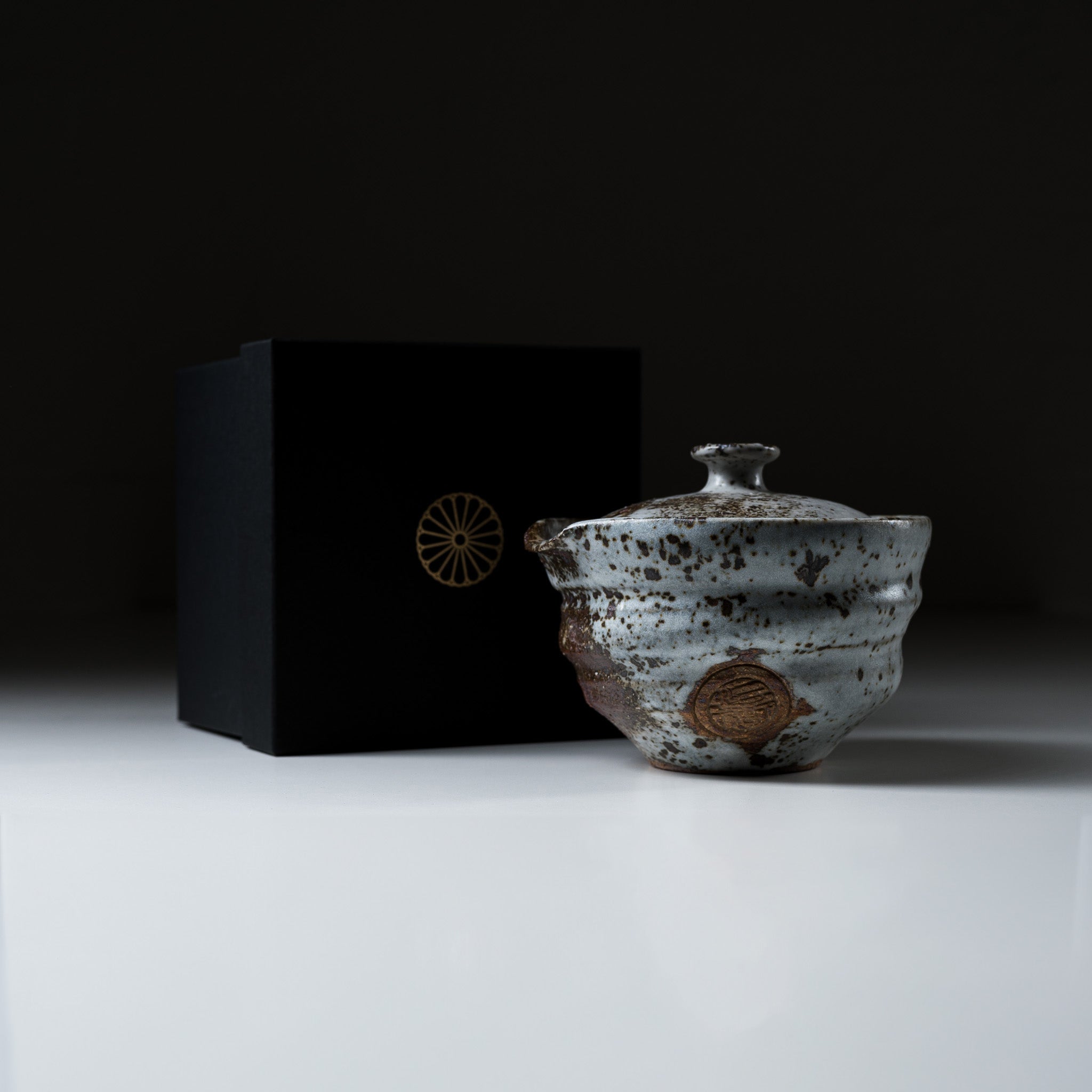 NINSHU Houhin Teapot Zui - Japanese Ceramic Teapot for Green Tea, Matcha & Sencha | Perfect for Tea Ceremonies, Home Brewing & Gift Giving