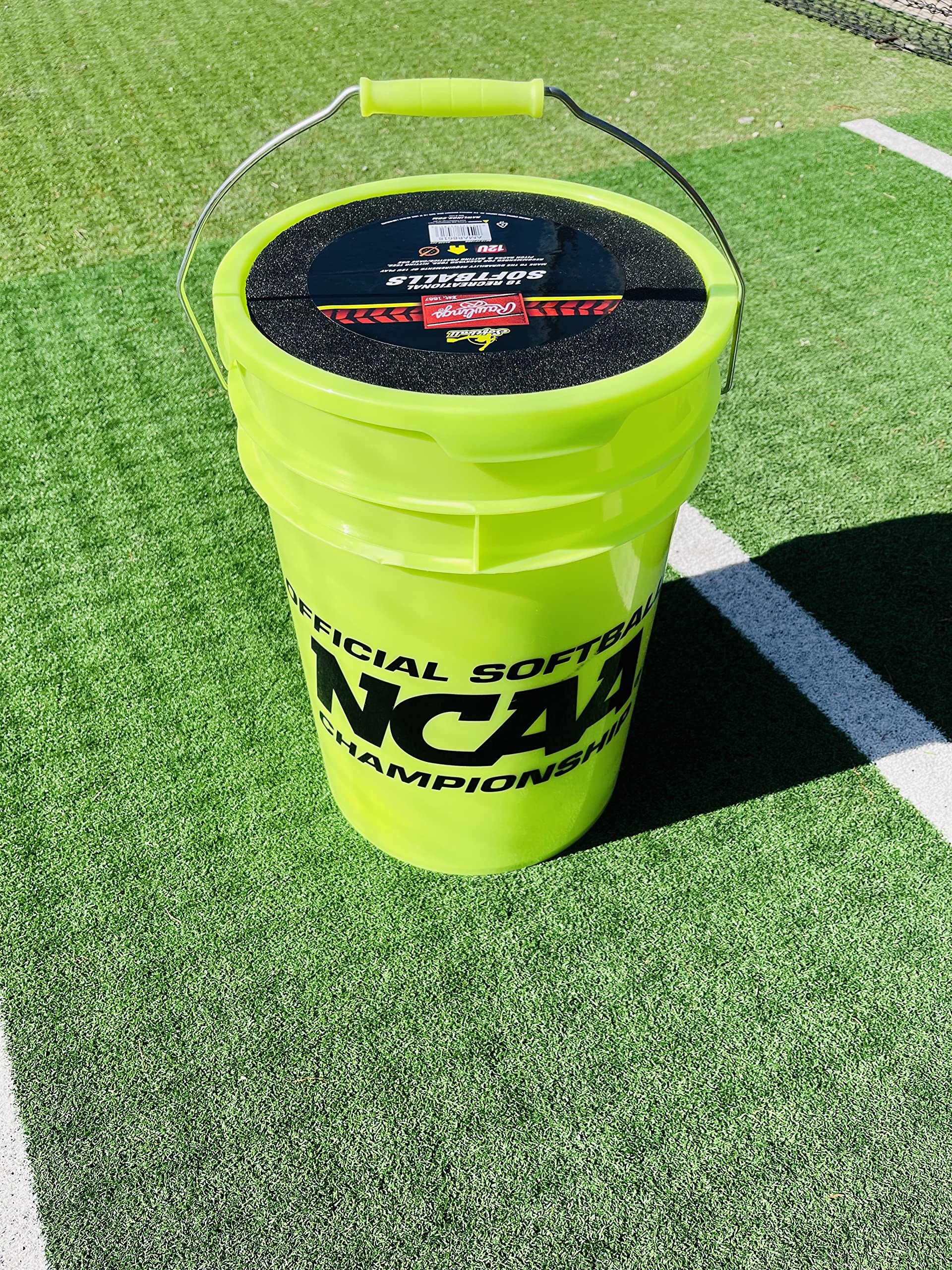 Rawlings 18-Pack Practice Softballs for Youth 12U | 12-Inch Synthetic Cover Softballs | Perfect for Training, Team Practice & Backyard Games