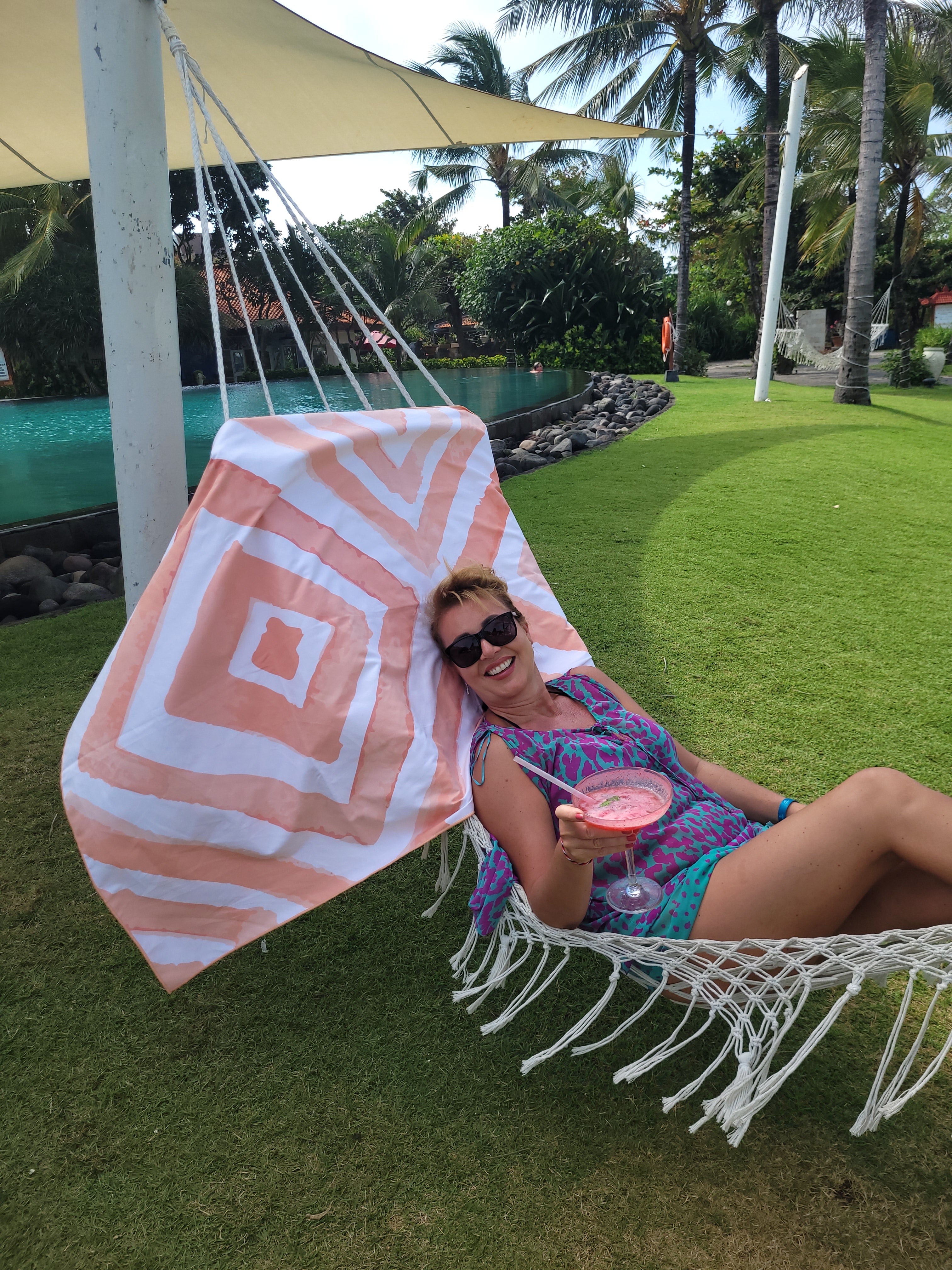 Premium Coral Reef Large Beach Towel Set with Matching Pouch - Soft Quick-Dry Oversized Towel for Pool, Beach, Yoga & Outdoor Activities