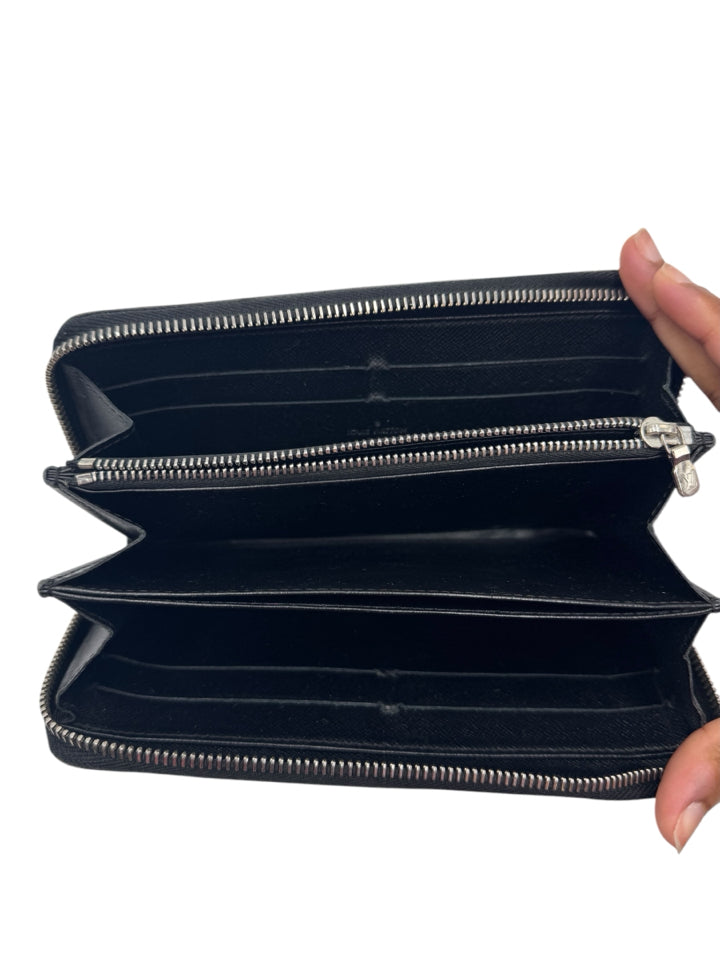 Authentic Louis Vuitton Epi Leather Zippy Wallet for Women & Men - Luxury Slim Credit Card Holder with Multiple Pockets - Perfect for Travel, Business & Everyday Use