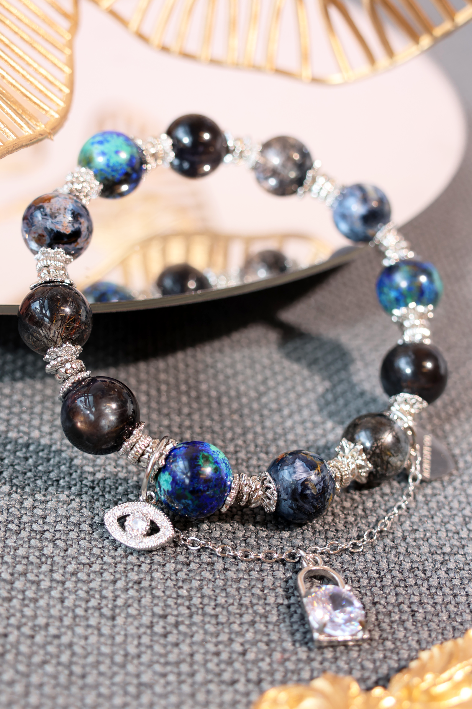 Stylish Tweed & Textures Bracelet #02 - Trendy Women's Fashion Jewelry for Casual Wear & Special Occasions