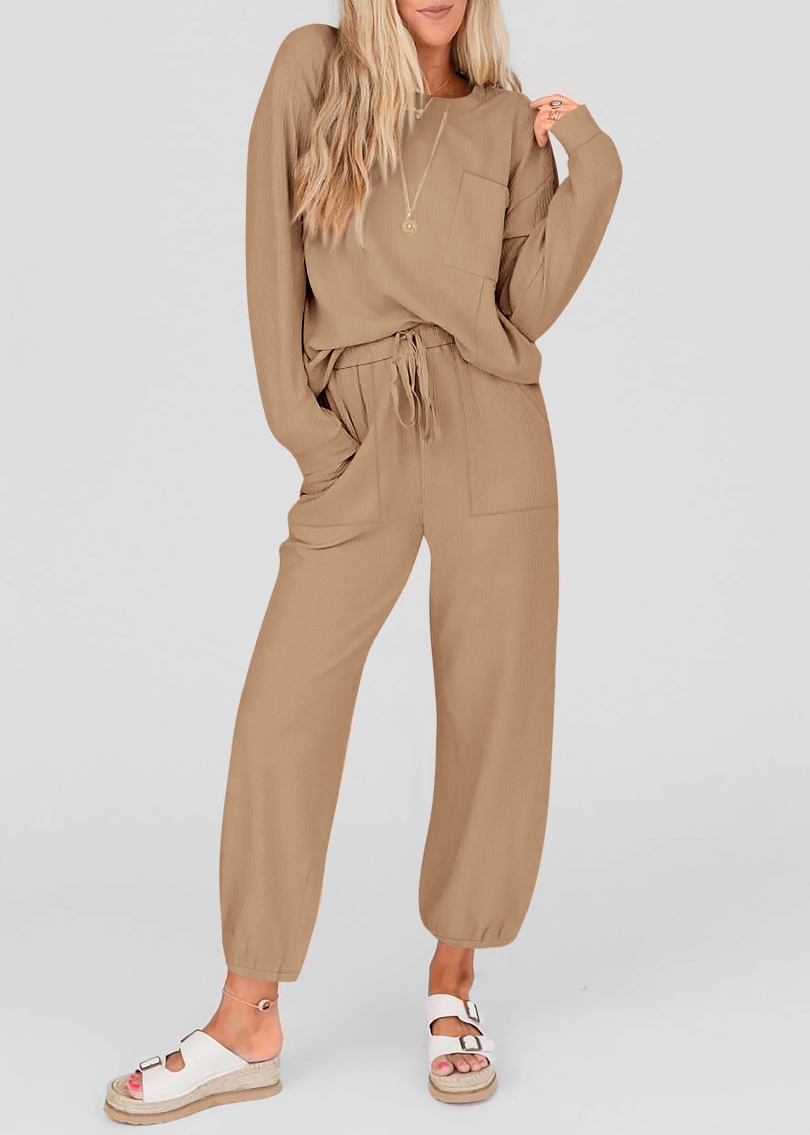 KIRUNDO Women's Lightweight Lounge Set - Comfortable Travel & Airport Outfit with Drawstring Pants & Tops - Perfect for Maternity, Postpartum & Casual Wear