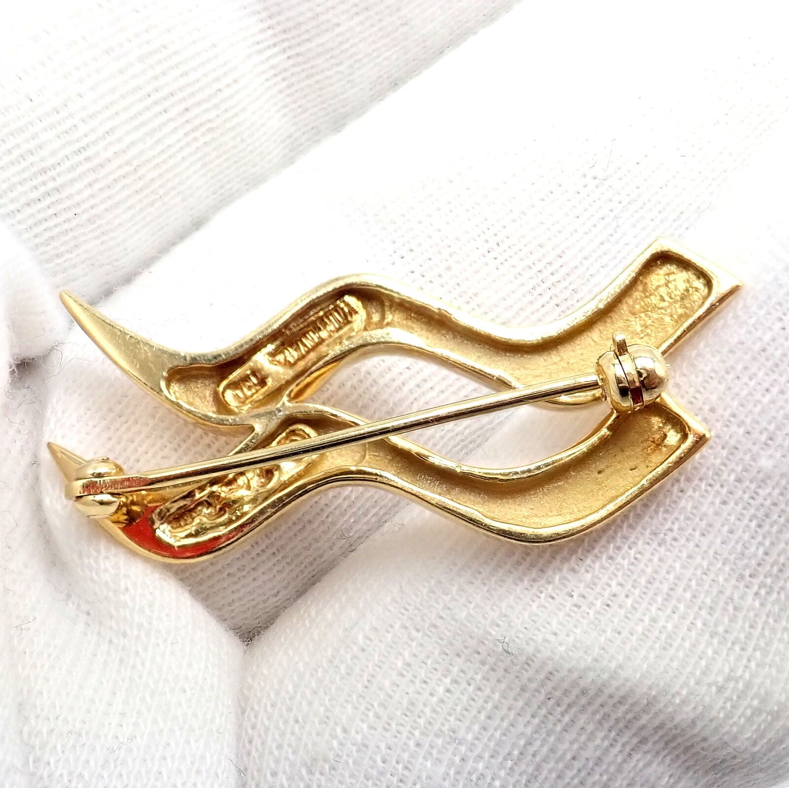 Authentic Tiffany & Co 18k Yellow Gold Picasso Zodiac Aquarius Brooch Pin - Elegant Jewelry Gift for Women, Perfect for Special Occasions & Collectors
