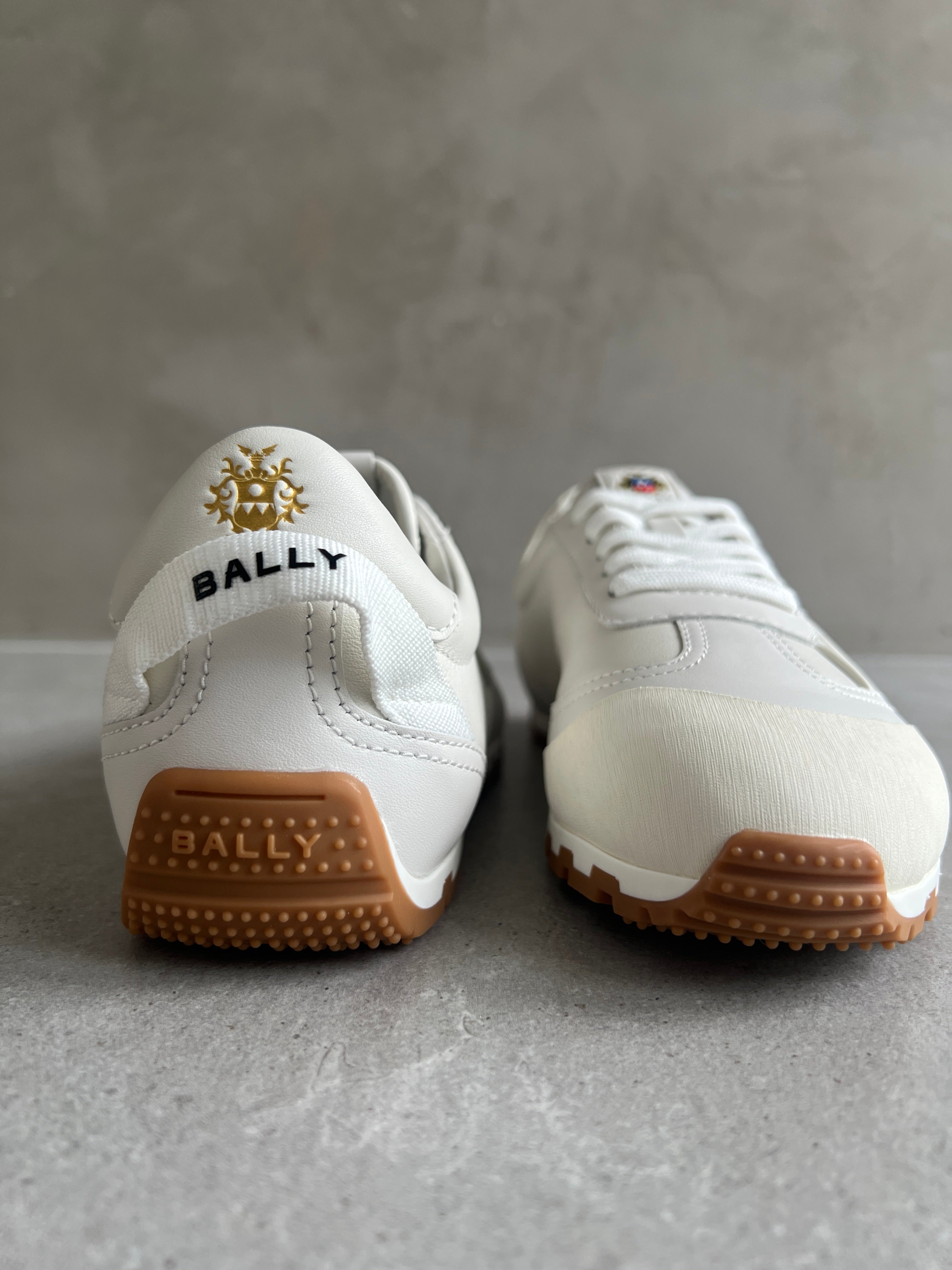 Quarry Sneakers for Men & Women - White Casual Shoes for Walking, Running & Everyday Wear | Lightweight & Comfortable Sneakers for Outdoor Activities & Gym Workouts