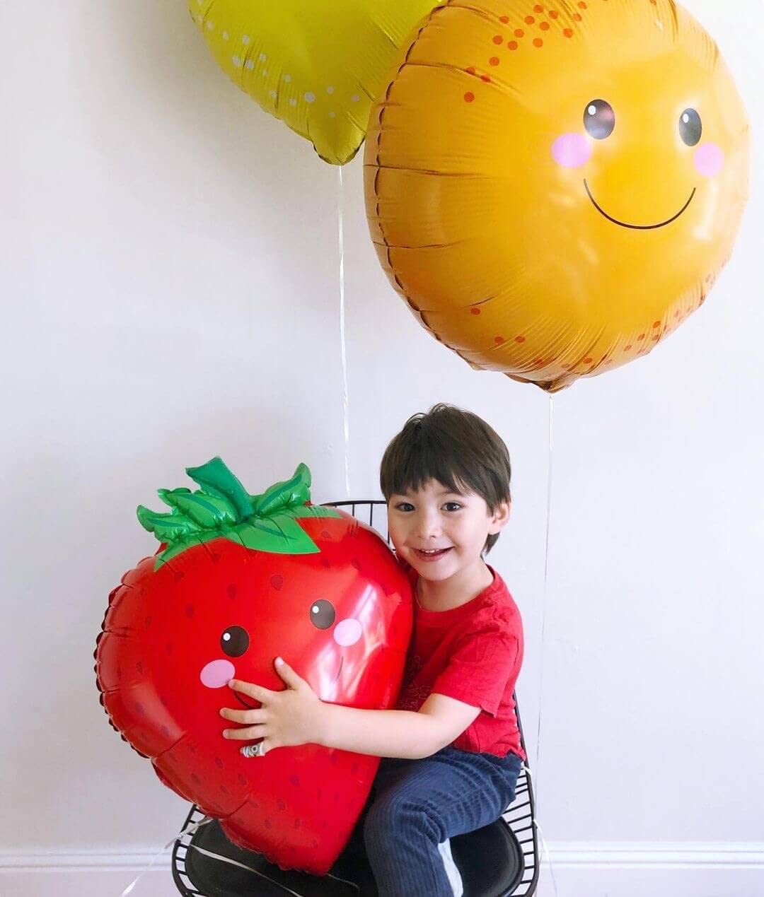 Giant Fruit & Vegetable Balloons Set - Cute Strawberry, Grape, Banana, Orange, Corn, Carrot, Tomato & Broccoli Balloons for Fruit-Themed Birthday Party Decorations | Perfect for Baby Showers, Summer Parties & Grocery Store Displays