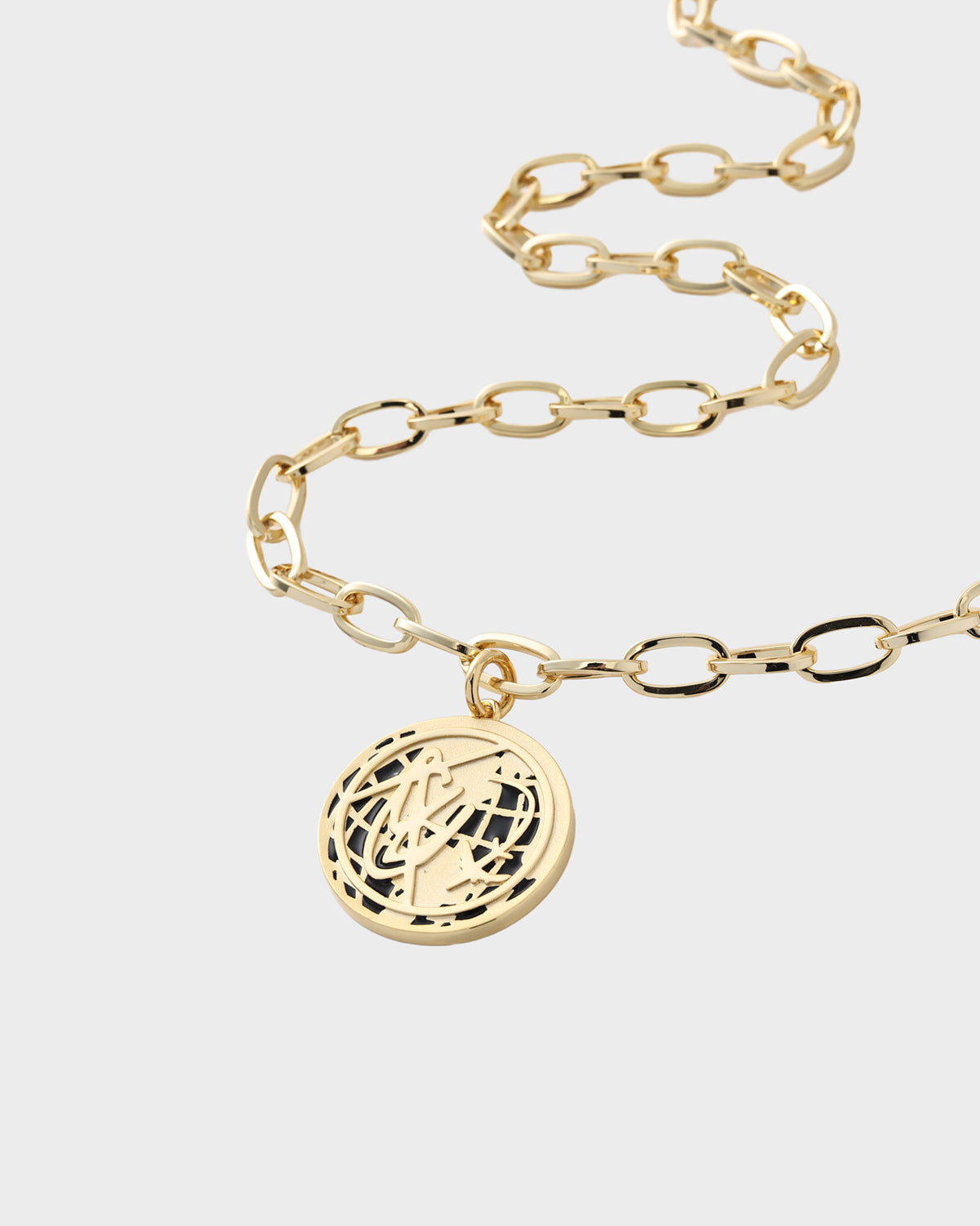 Elegant Gold Chain Necklace for Women - 18K Gold Plated Layering Necklace, Dainty & Minimalist Jewelry Gift for Her - Perfect for Everyday Wear, Date Nights & Special Occasions