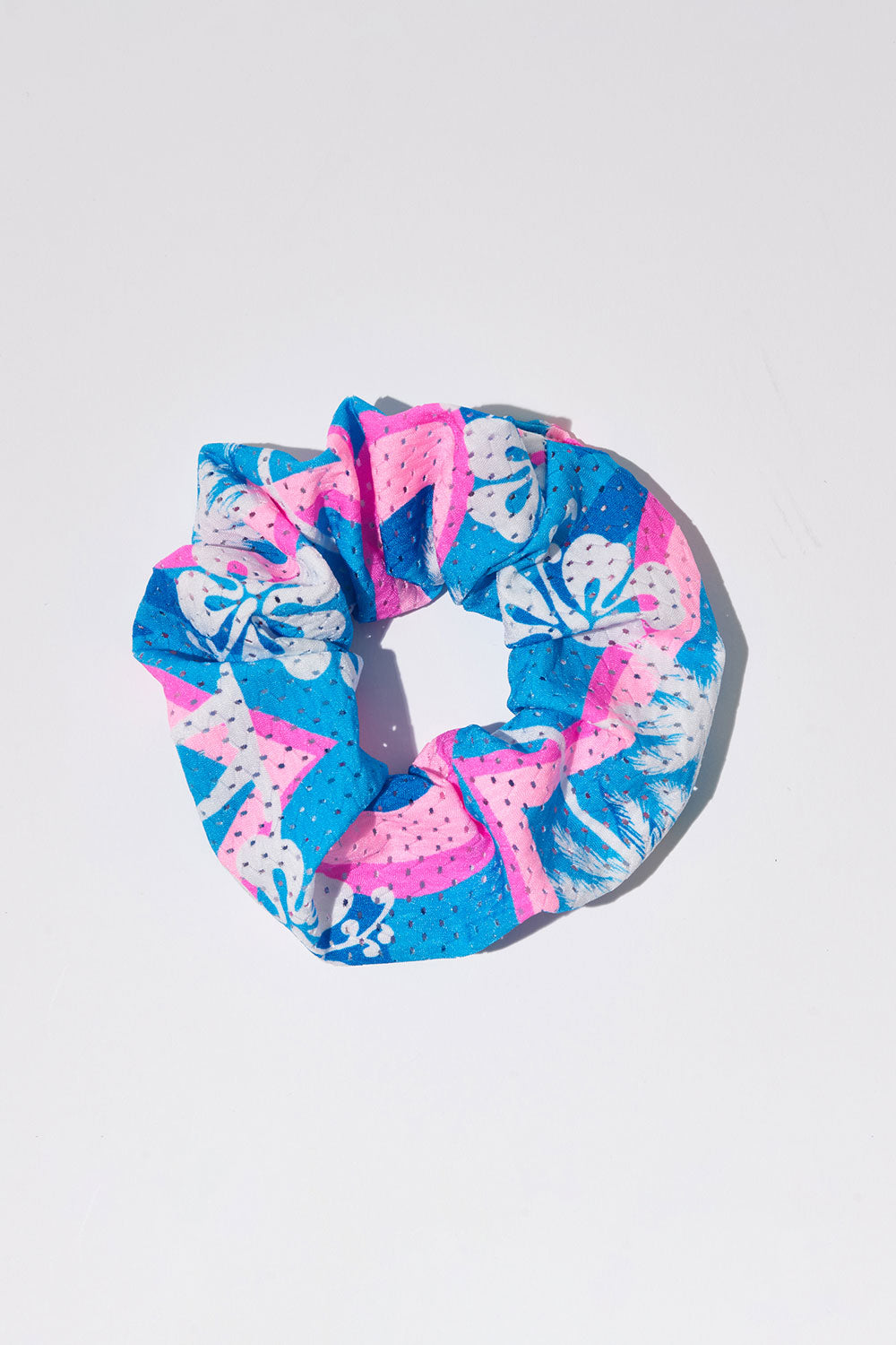 Katy Mesh Scrunchie Hair Ties - Tropic Love Pattern for Women & Girls | Perfect for Workouts, Yoga, and Everyday Styling