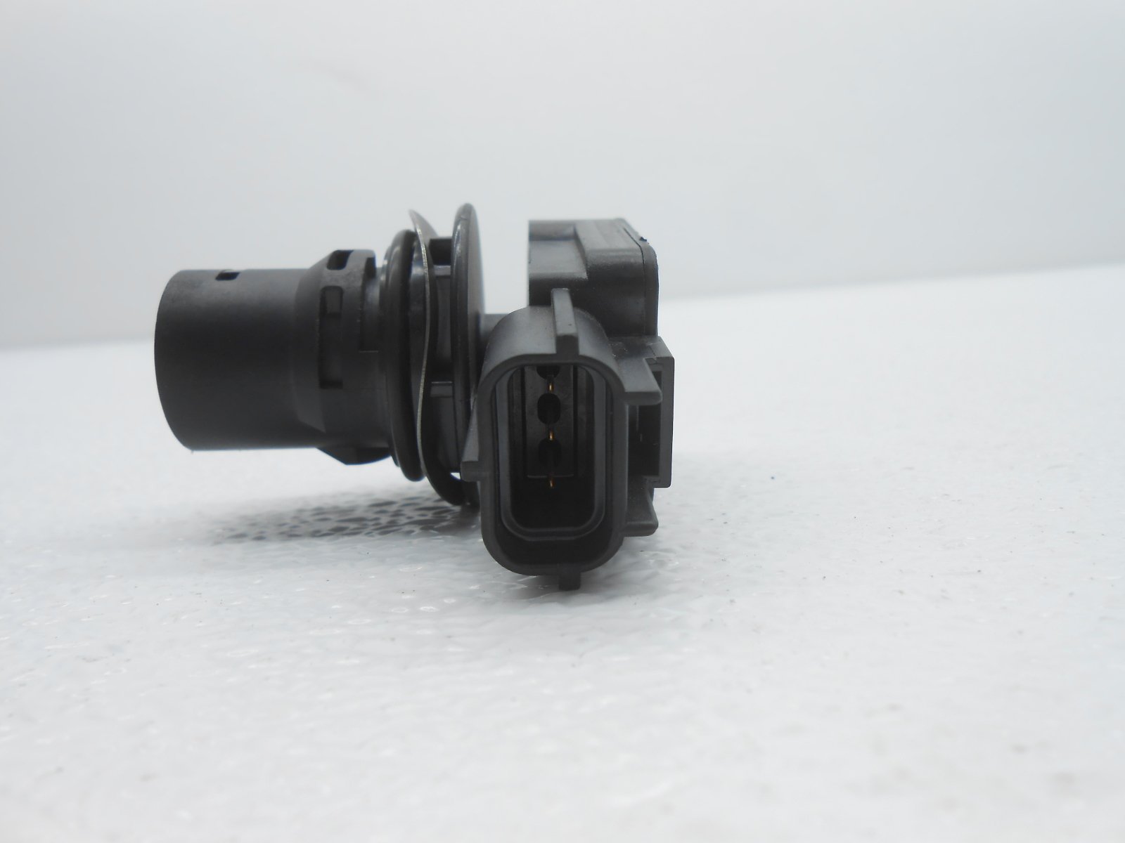 OEM New Fuel Tank Pressure Sensor - Compatible with Multiple Car Models - Perfect for Engine Performance & Emissions Control