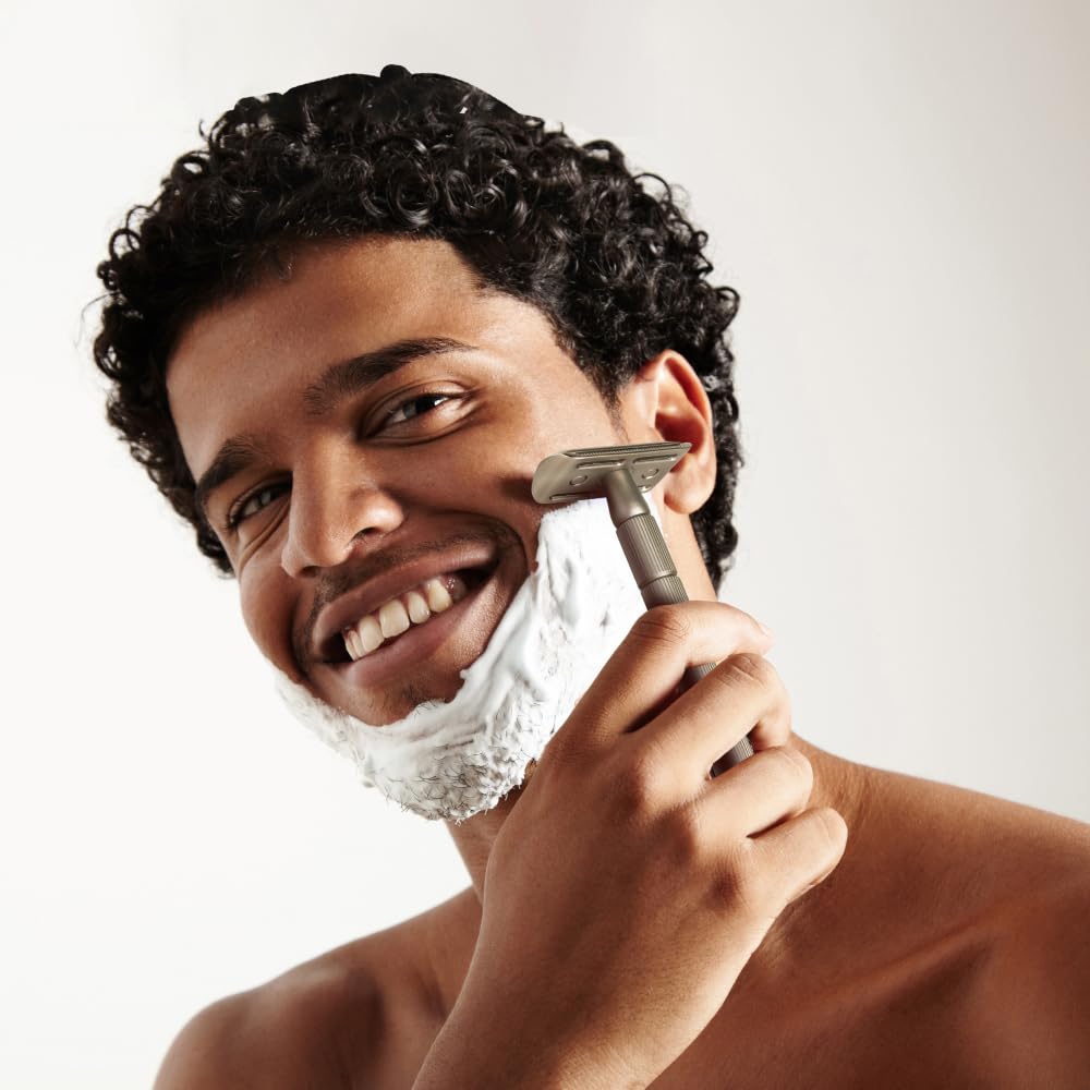 Premium Champagne Gold Safety Razor with Long Handle & 60 Double Edge Razor Blades - Smooth Shaving for Men & Women, Perfect for Travel & Gift Giving