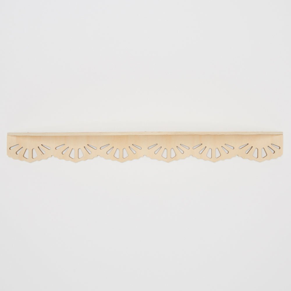 Elegant Scalloped Lace Shelves - Decorative Wall Shelves for Bedroom, Bathroom & Living Room - Perfect for Home Decor and Displaying Small Decor Items