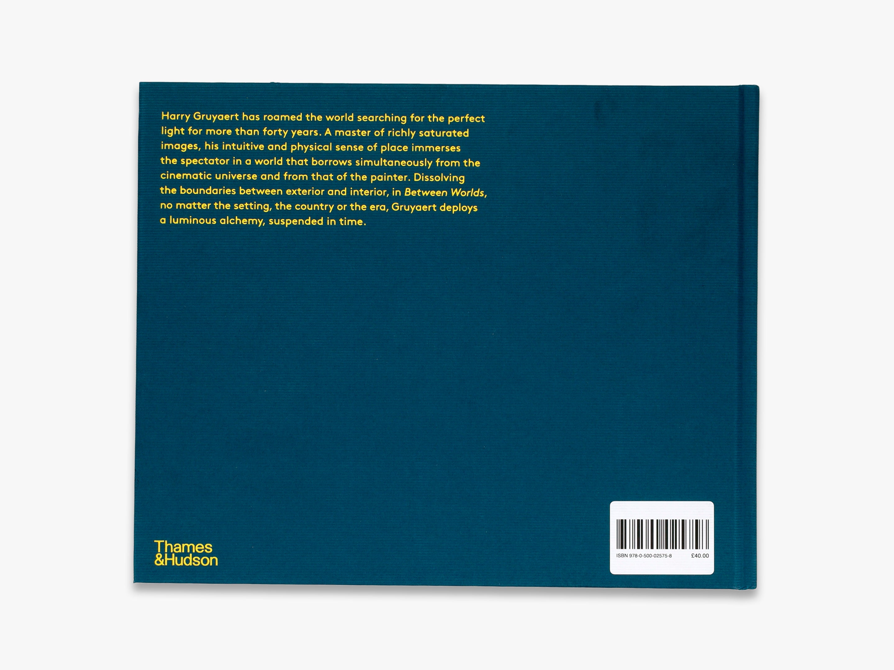 Harry Gruyaert: Between Worlds - Stunning Photography Book for Art Lovers & Collectors | Perfect for Home Decor, Coffee Table Display & Gift Giving