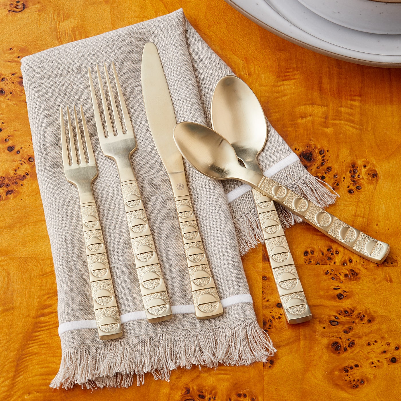 Premium Osaka 20-Piece Stainless Steel Flatware Set - Elegant Cutlery for 4 People - Perfect for Dinner Parties, Weddings & Everyday Dining
