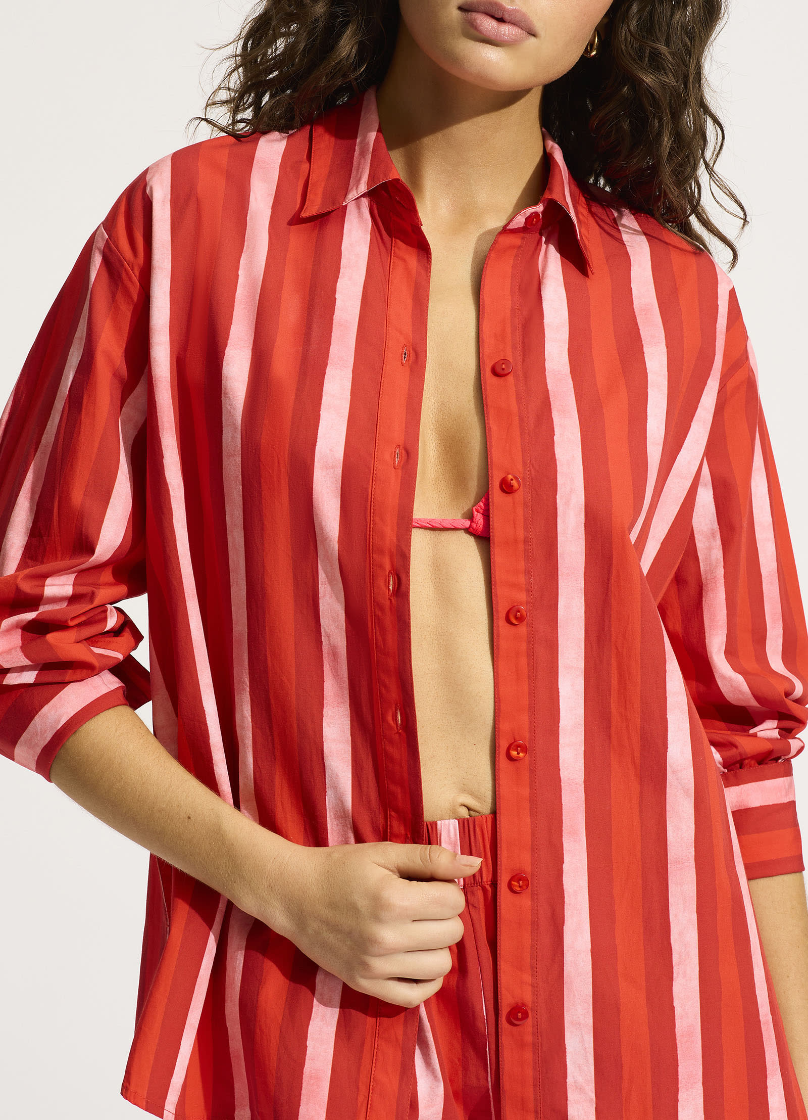 Stylish Oversized Button Up Shirt with Flame Print - Trendy Loose Fit Casual Shirt for Women & Men - Perfect for Streetwear, Layering, and Everyday Fashion Outfits