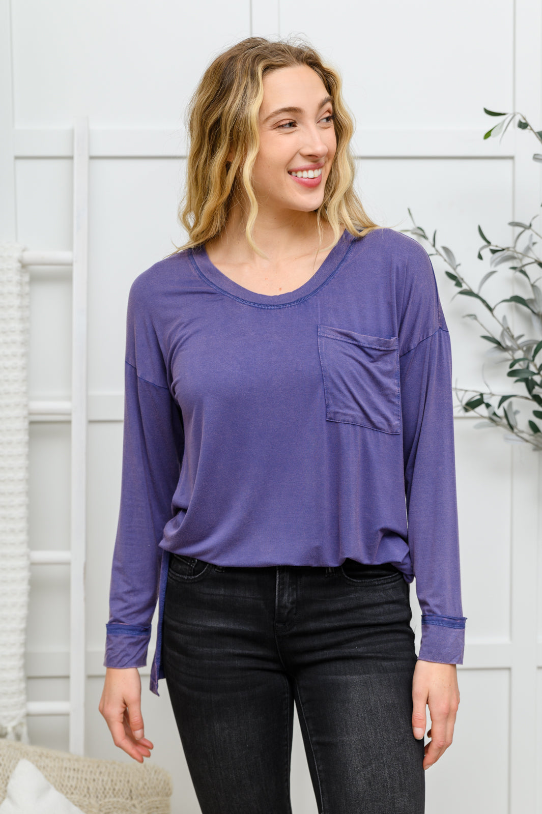 Denim Blue Long Sleeve Knit Top with Pocket - Casual Comfort for Everyday Wear & Layering Outfits
