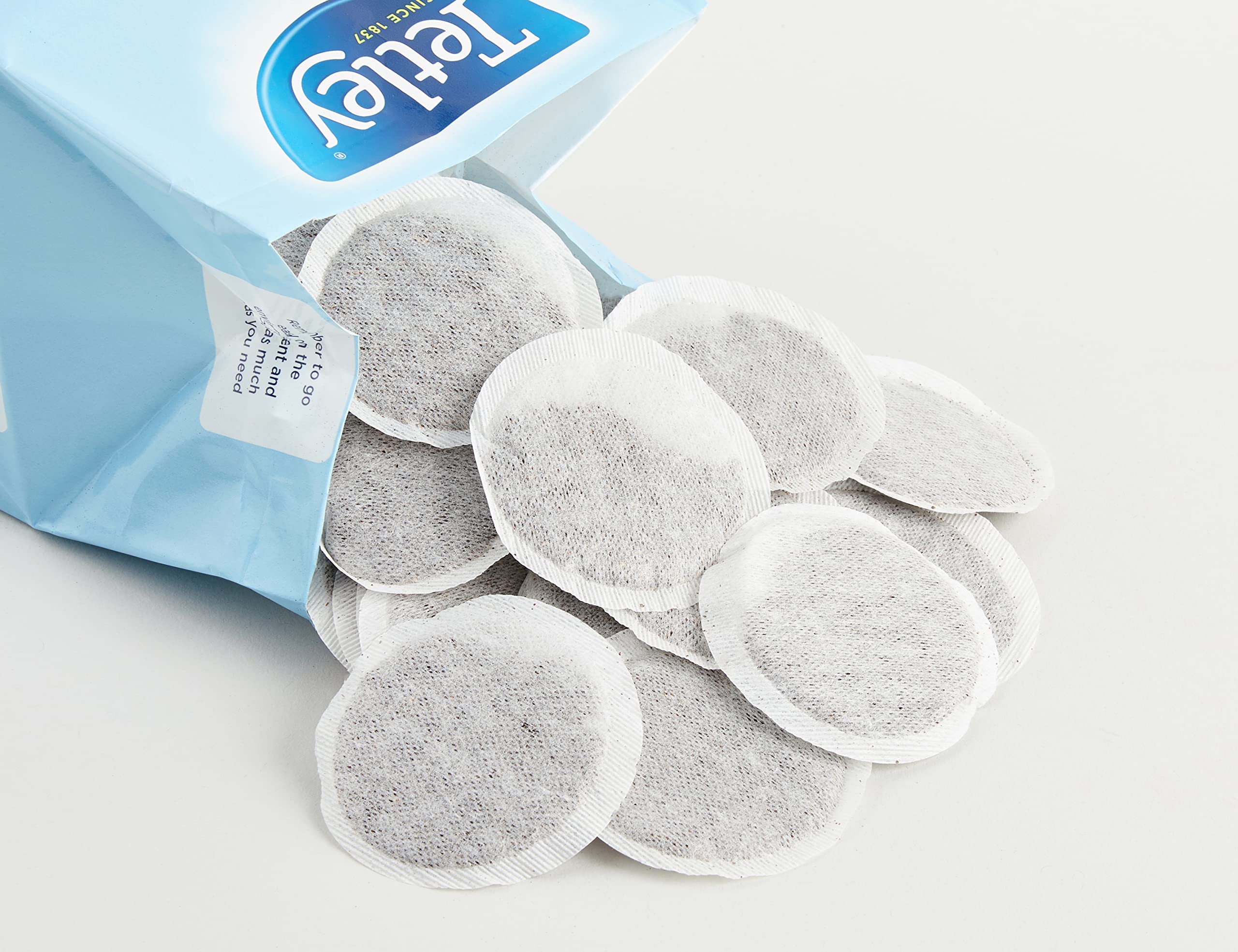 Tetley Original Decaf Tea Bags - 6 Packs (960 Count) | Caffeine-Free Black Tea for Relaxation & Evening Enjoyment | Perfect for Home, Office & Gift Giving