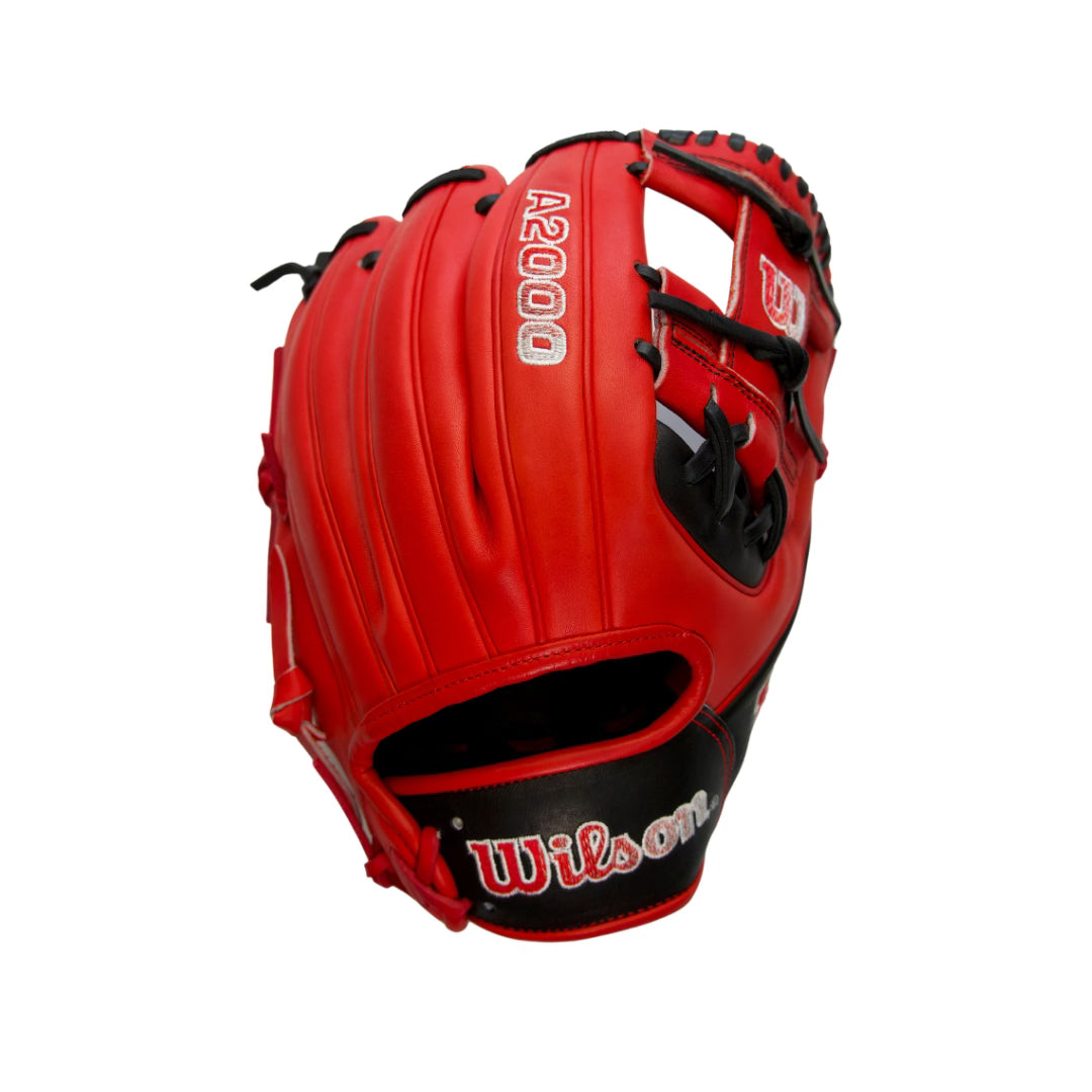 Wilson A2000 1786 BRED 25 11.5 Inch Infield Baseball Glove - Premium Leather Baseball Mitt for Infielders, Fast-Pitch & Slow-Pitch Games, Practice & Training