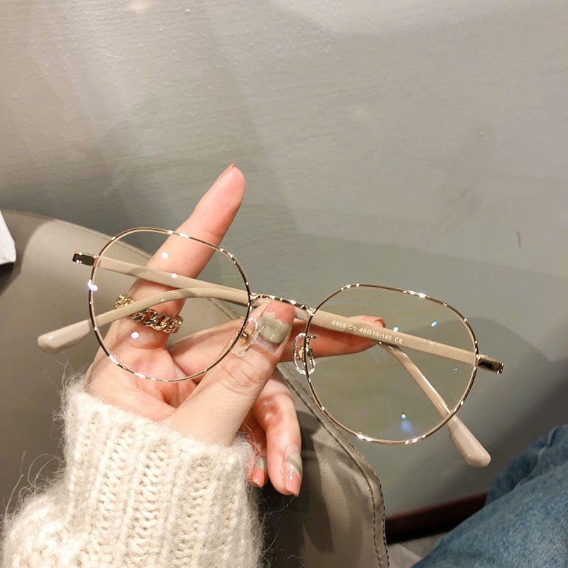 Stylish Geometric Frame Glasses for Women & Men - Trendy Eyewear for Fashion, Reading & UV Protection - Perfect for Office, Driving & Outdoor Activities
