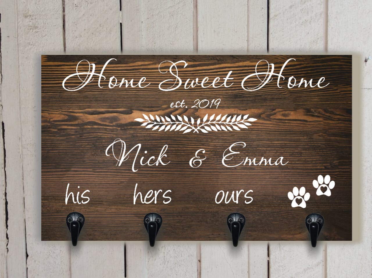 Personalized Dog Leash Holder & Custom Wall Key Holder - Unique Wedding Gift & Housewarming Present - Perfect for Entryway Organization & Pet Accessories Storage