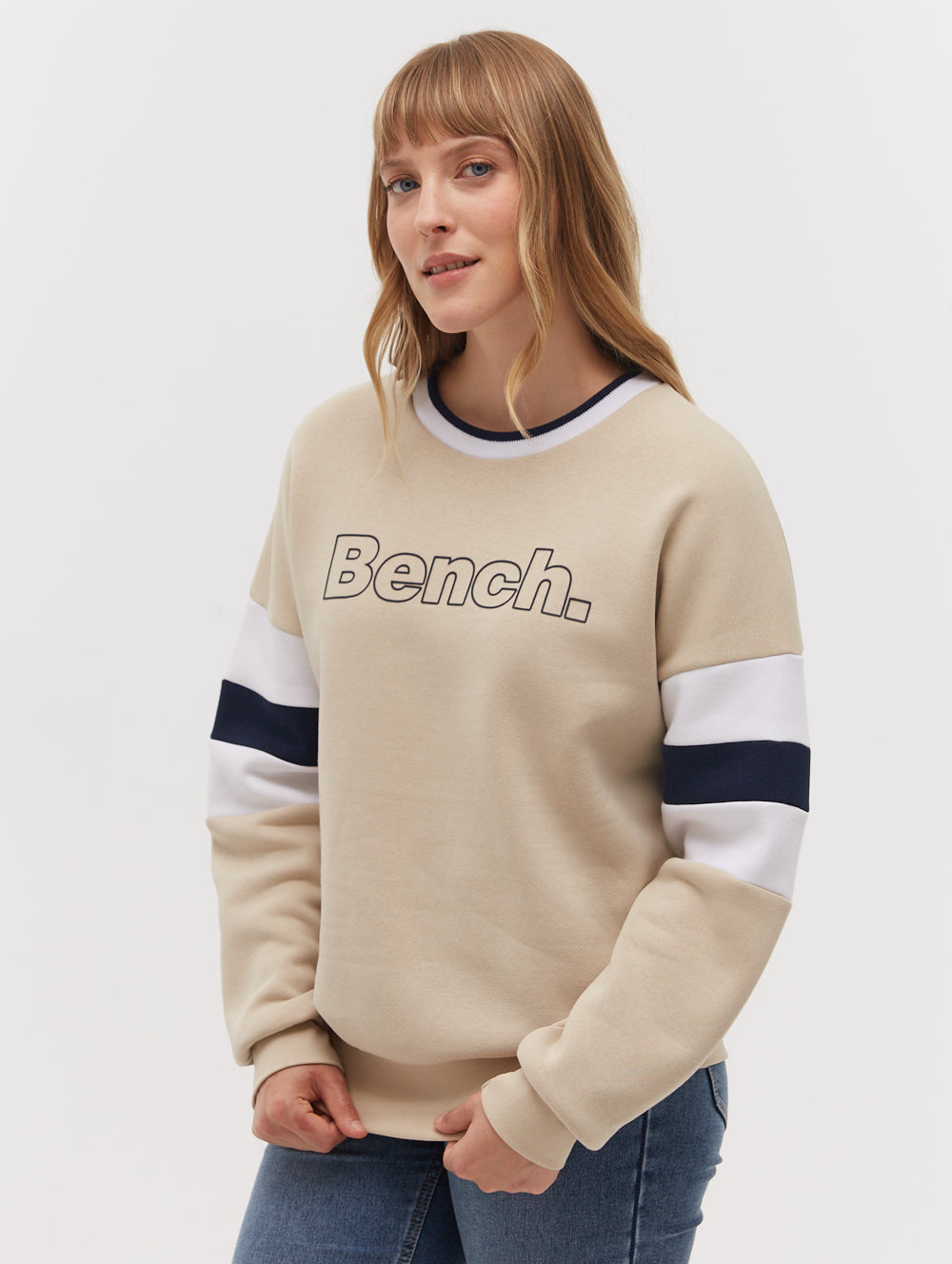 Hendra Stripe Sleeve Crew Neck Sweatshirt for Women - Soft Casual Pullover with Striped Sleeves - Perfect for Fall Outfits, Weekend Wear & Layering